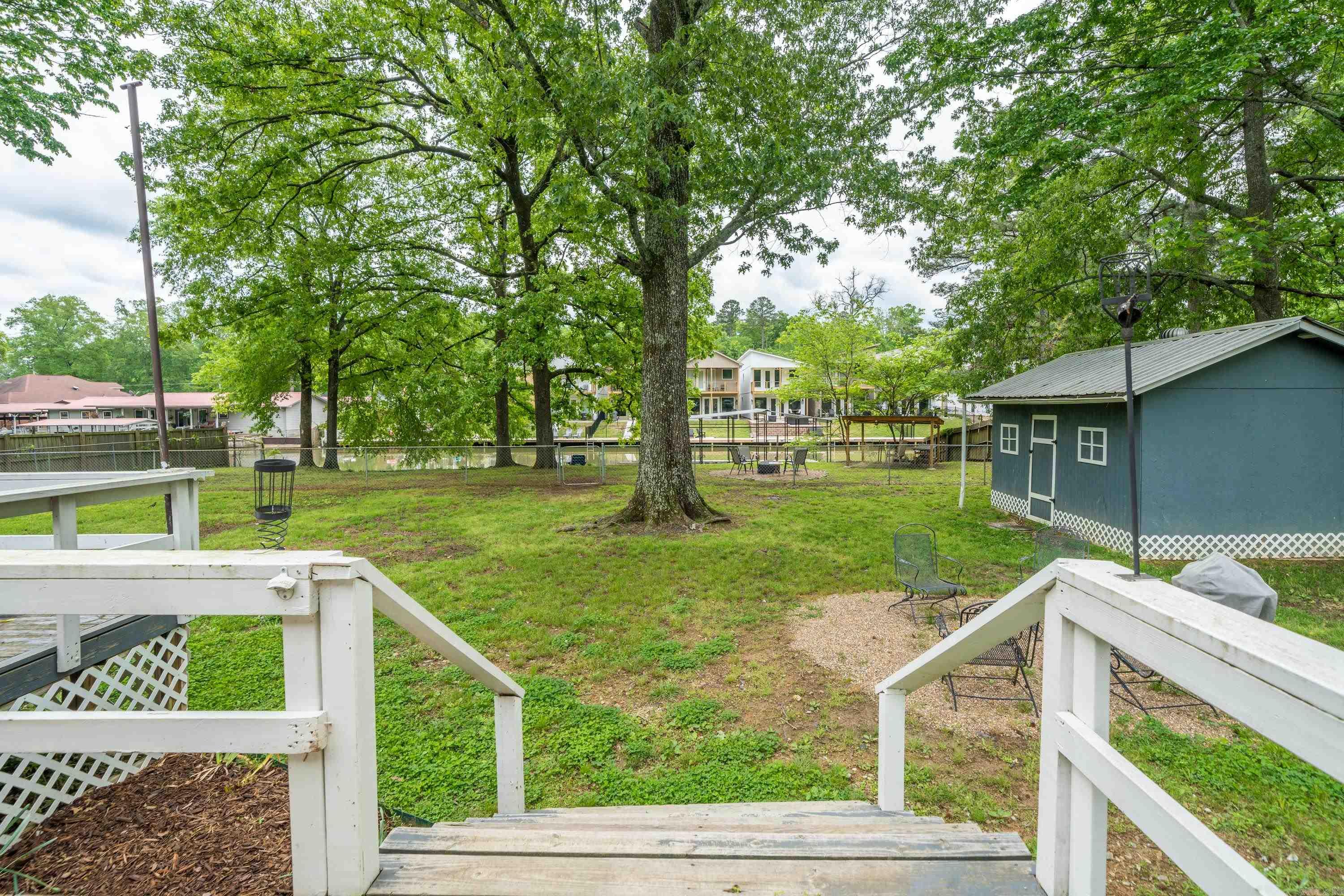 160 Lakeaire Terrace