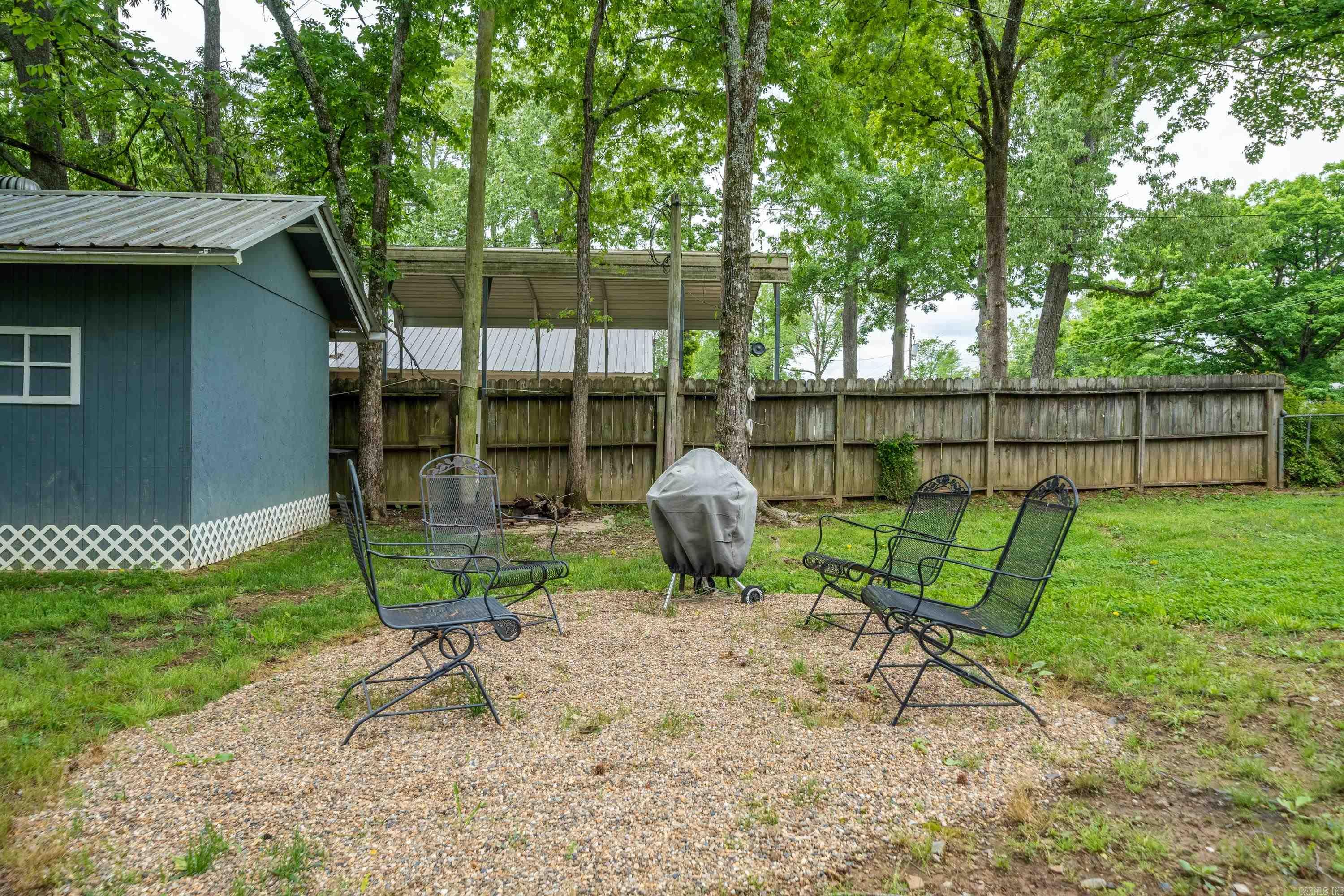 160 Lakeaire Terrace