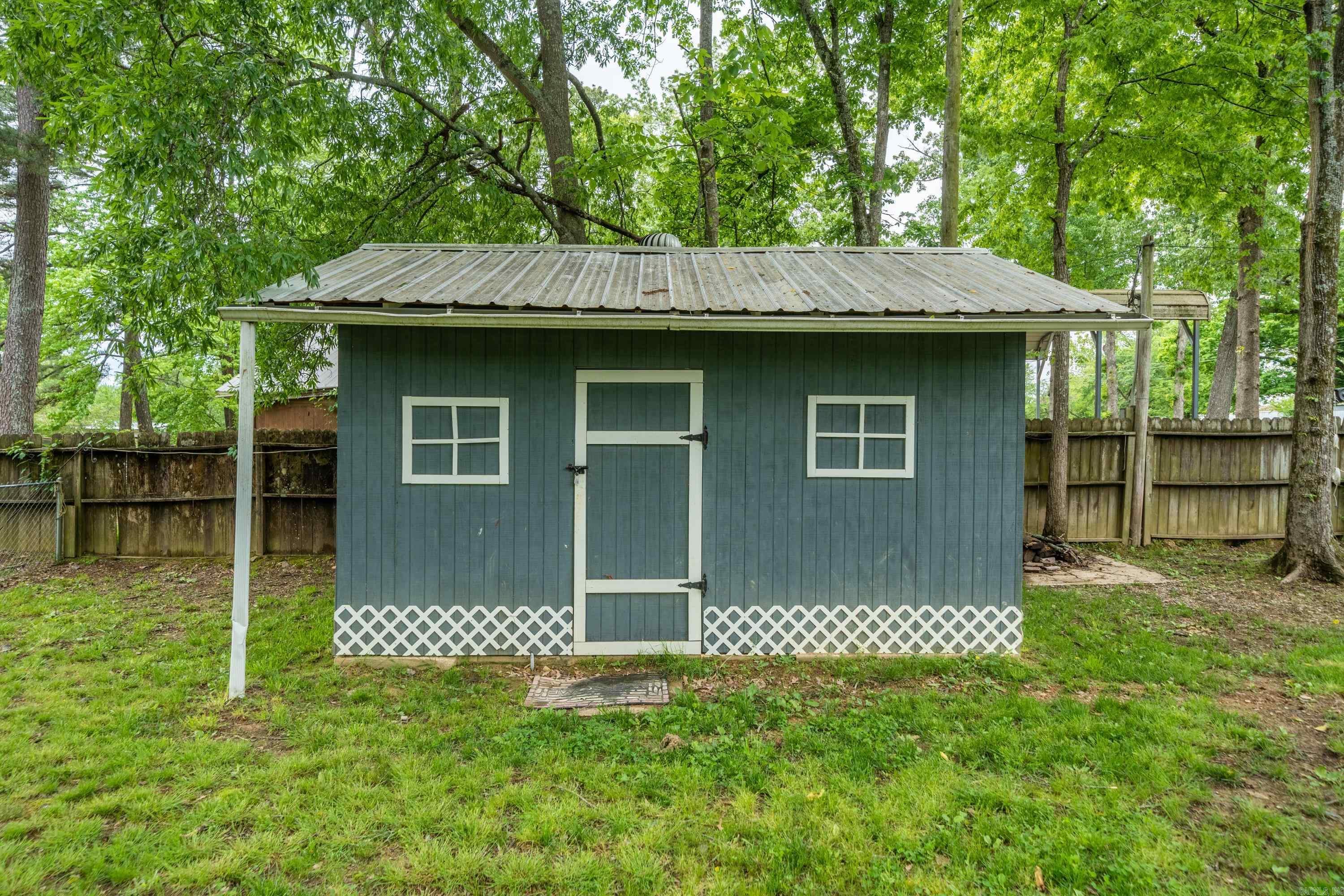 160 Lakeaire Terrace