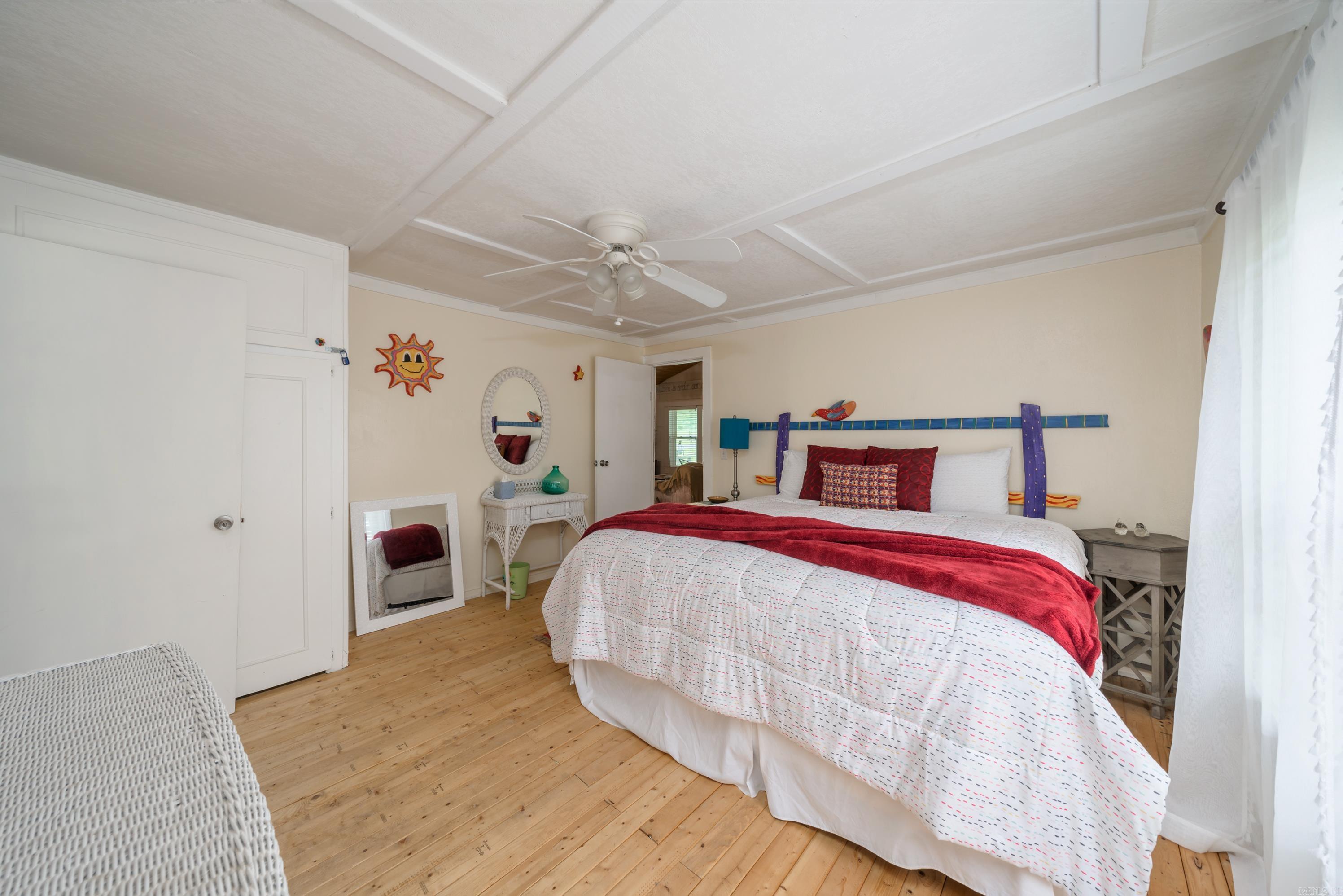 160 Lakeaire Terrace