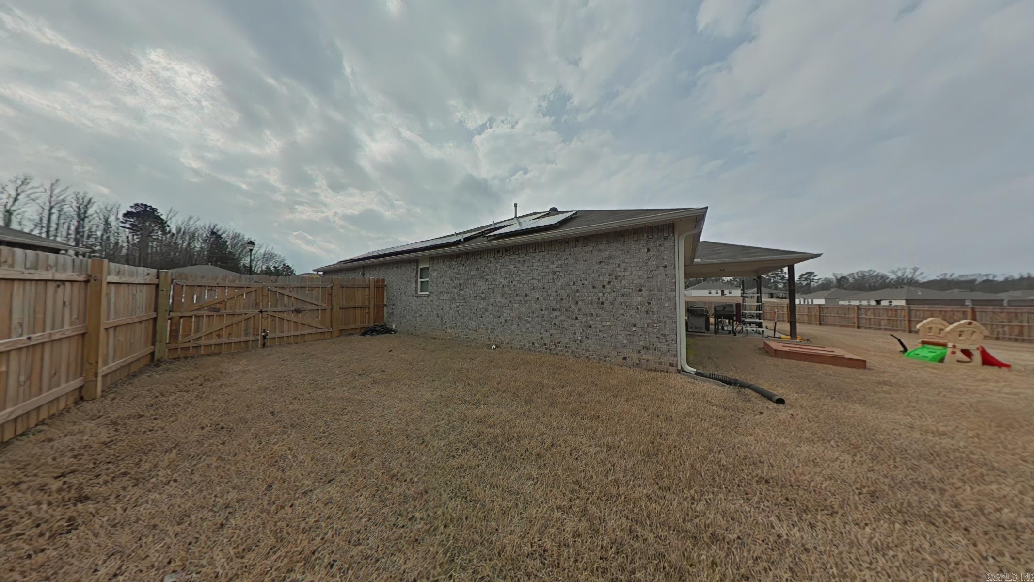 6040 Woodcreek Cove