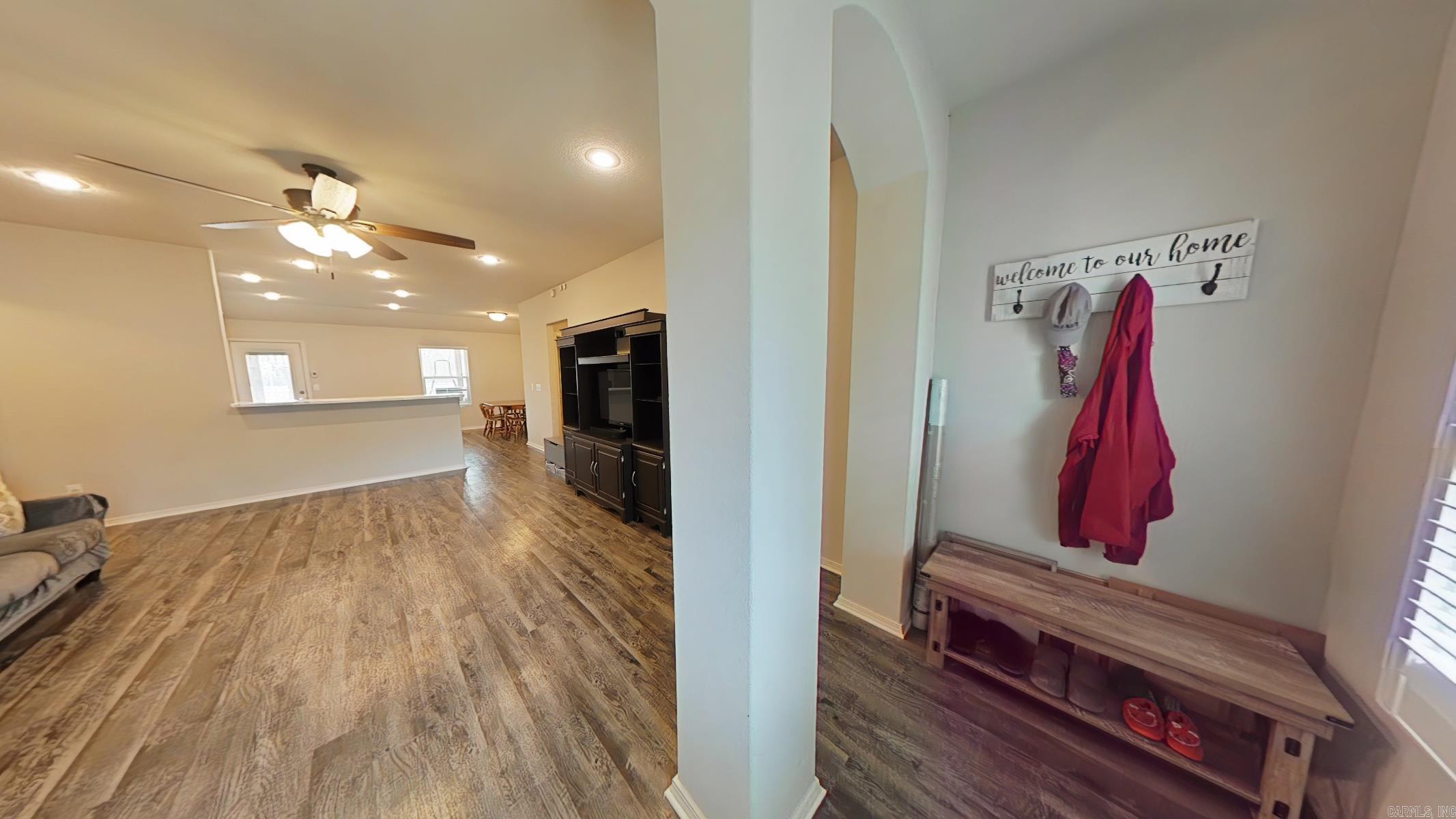 6040 Woodcreek Cove