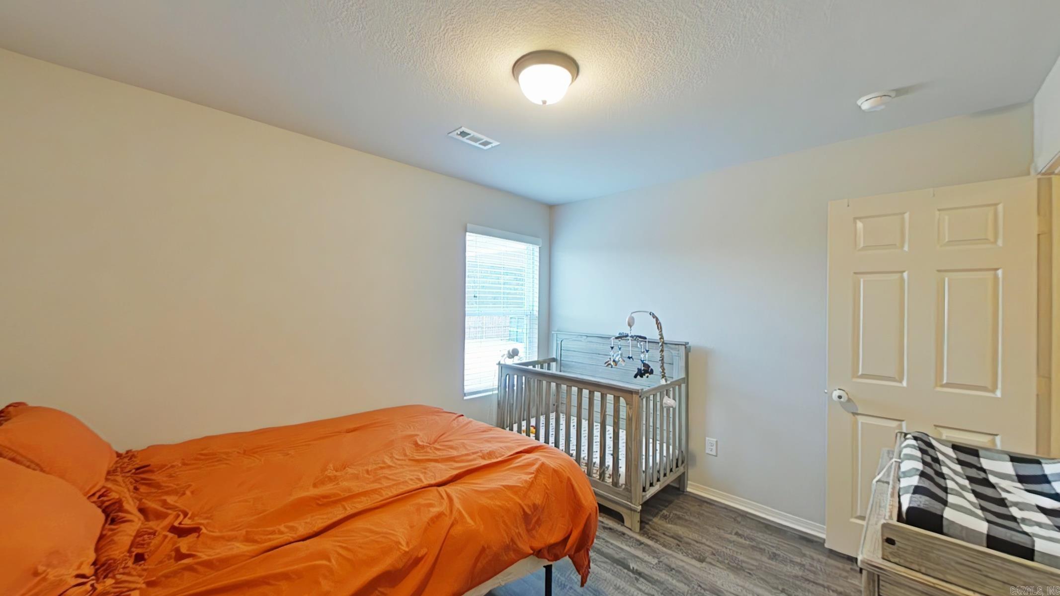 6040 Woodcreek Cove