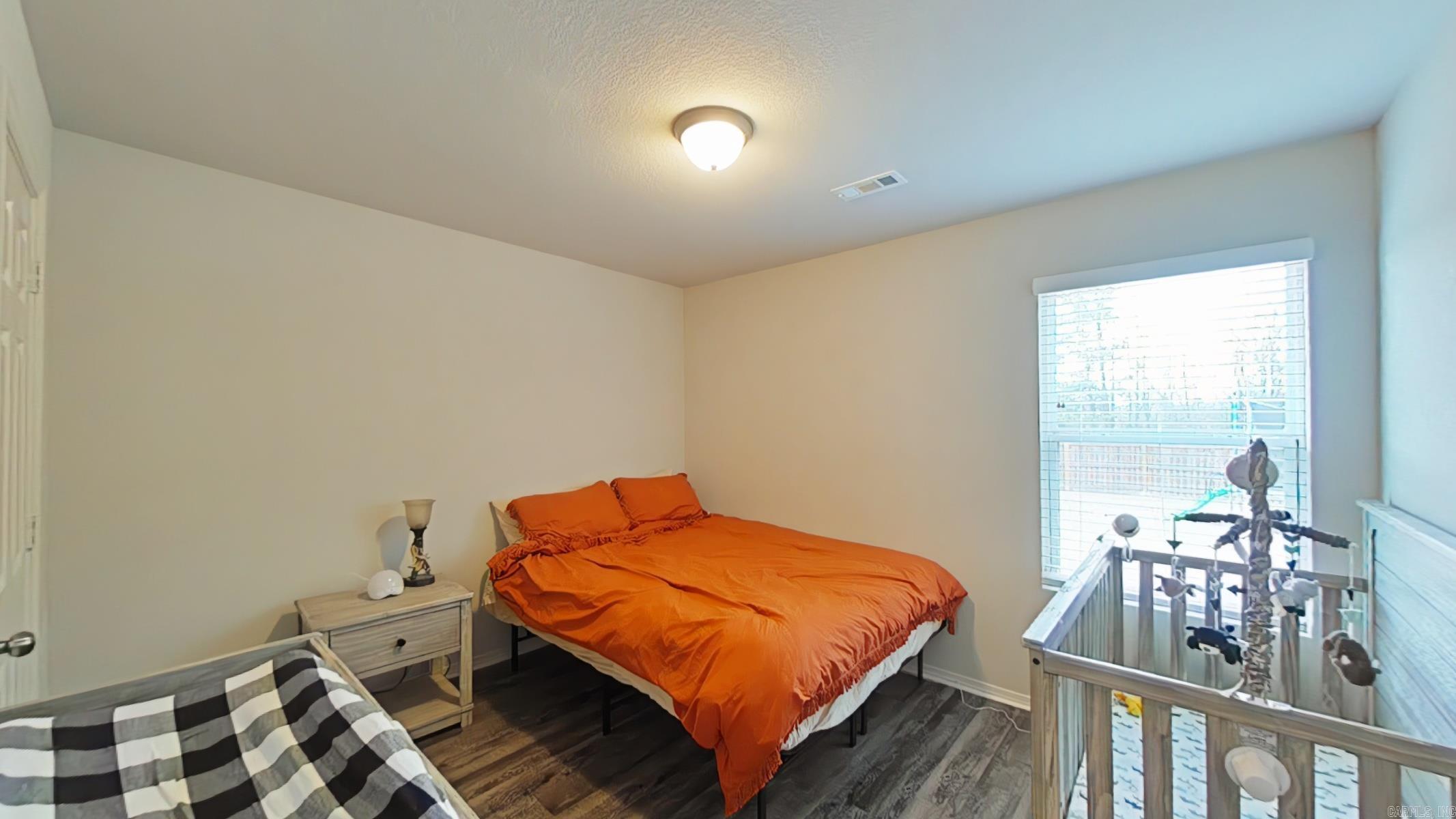 6040 Woodcreek Cove
