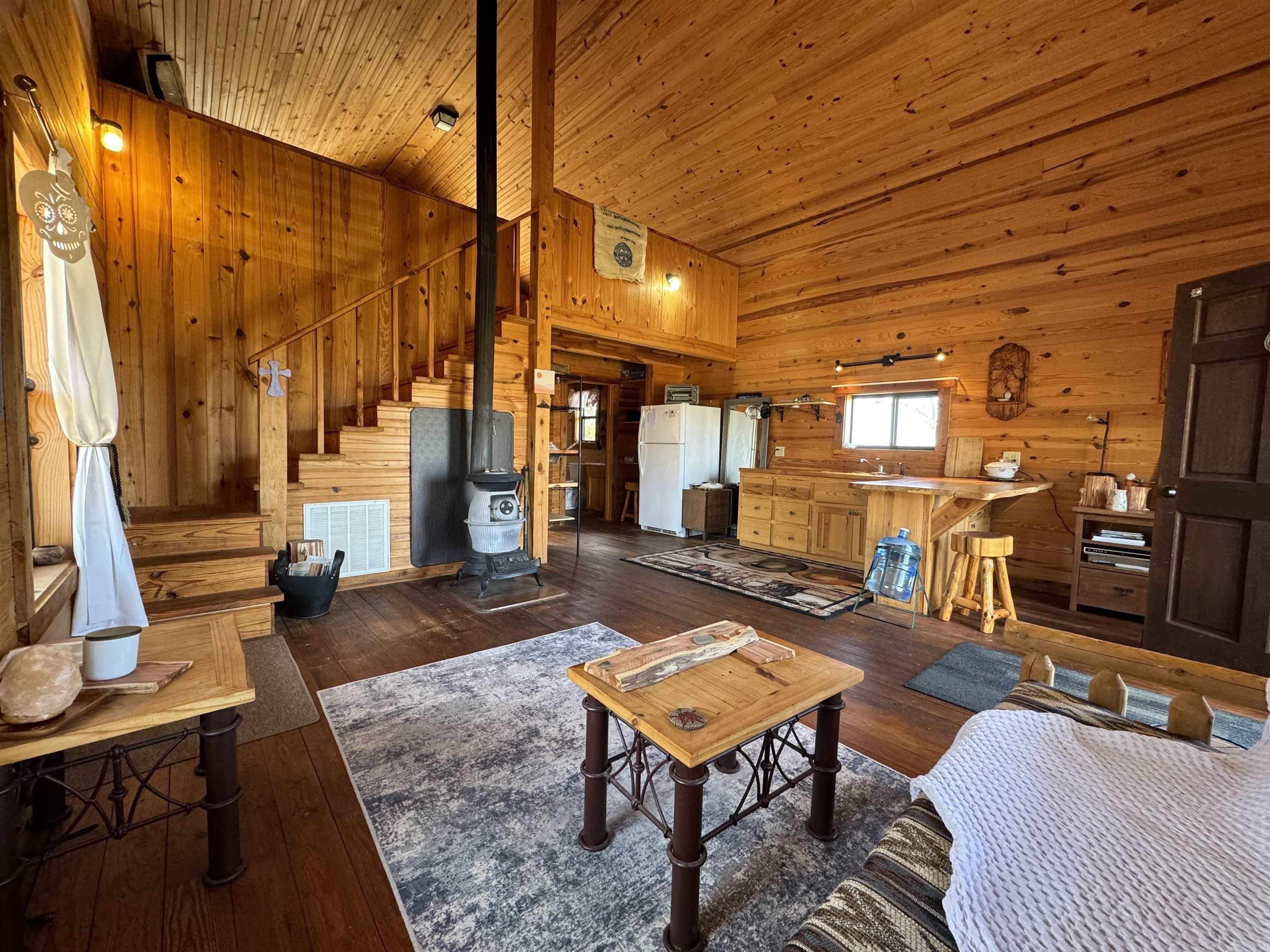 129 Cleng Personn Street