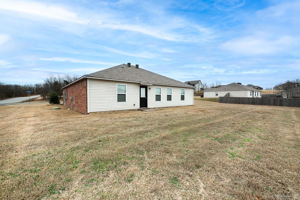 908 Greystone Boulevard