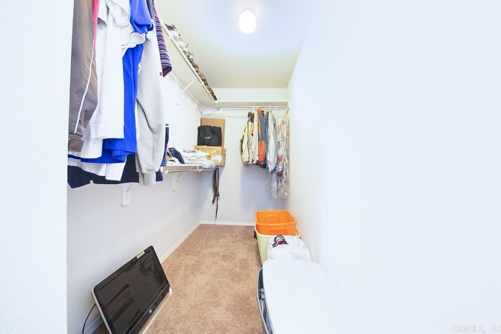 908 Greystone Boulevard