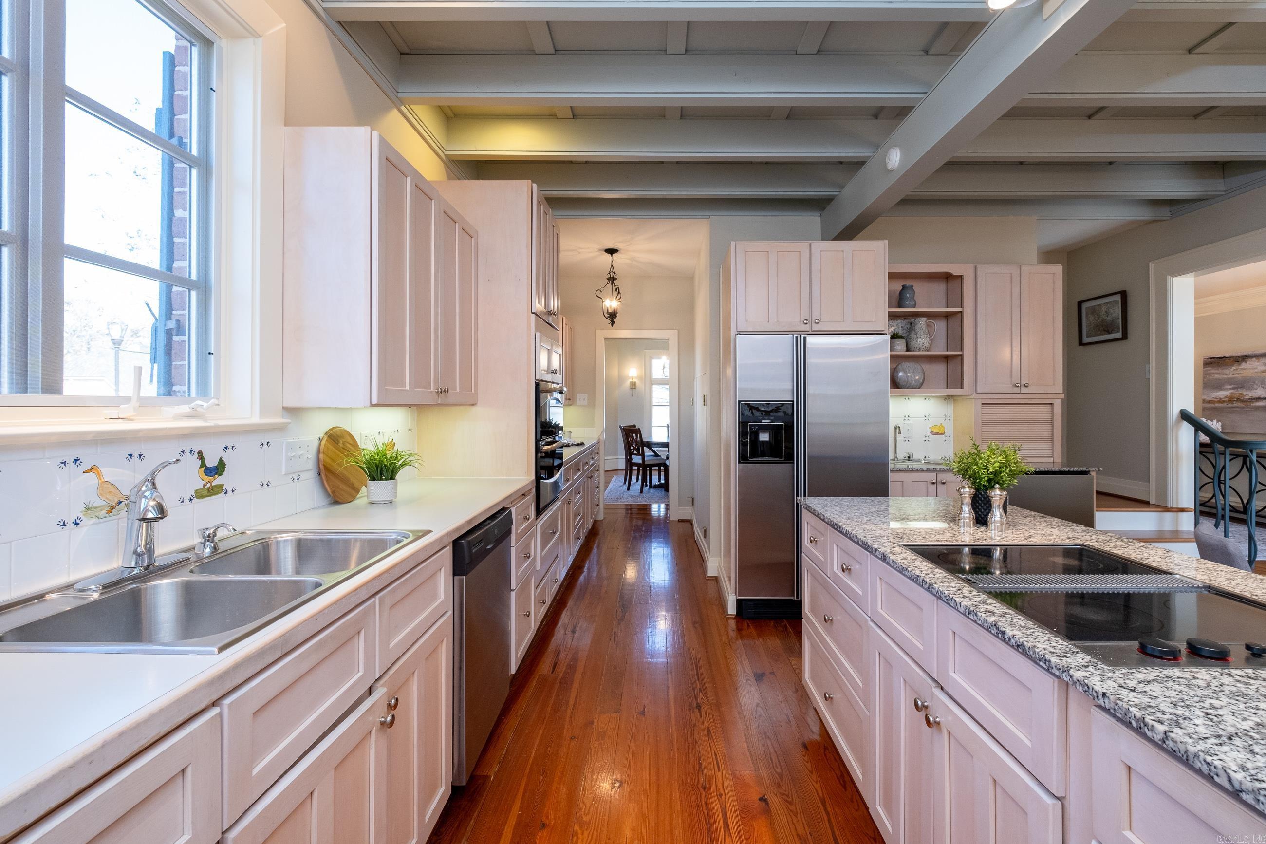 10 Saint Johns Place