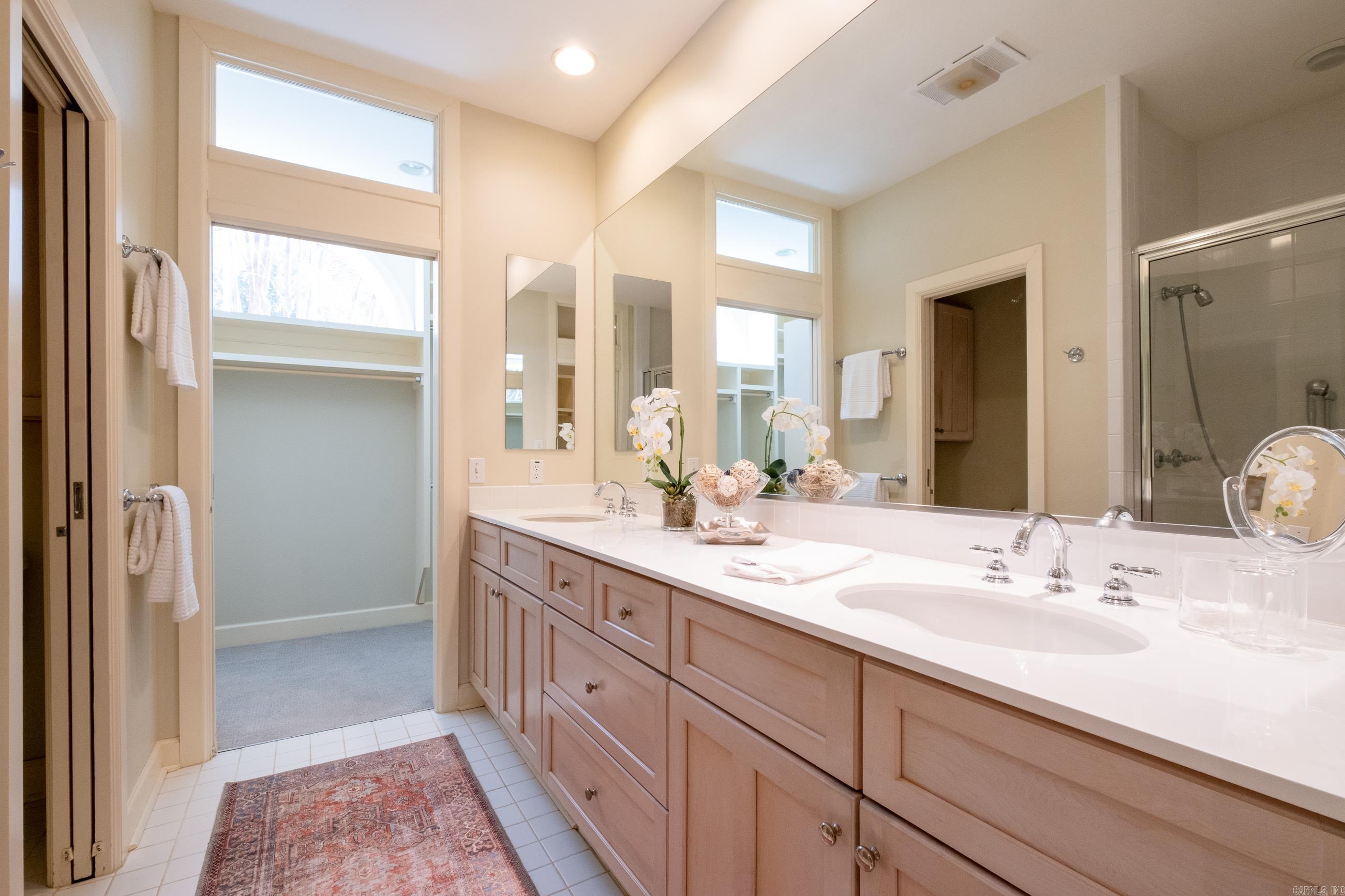 10 Saint Johns Place