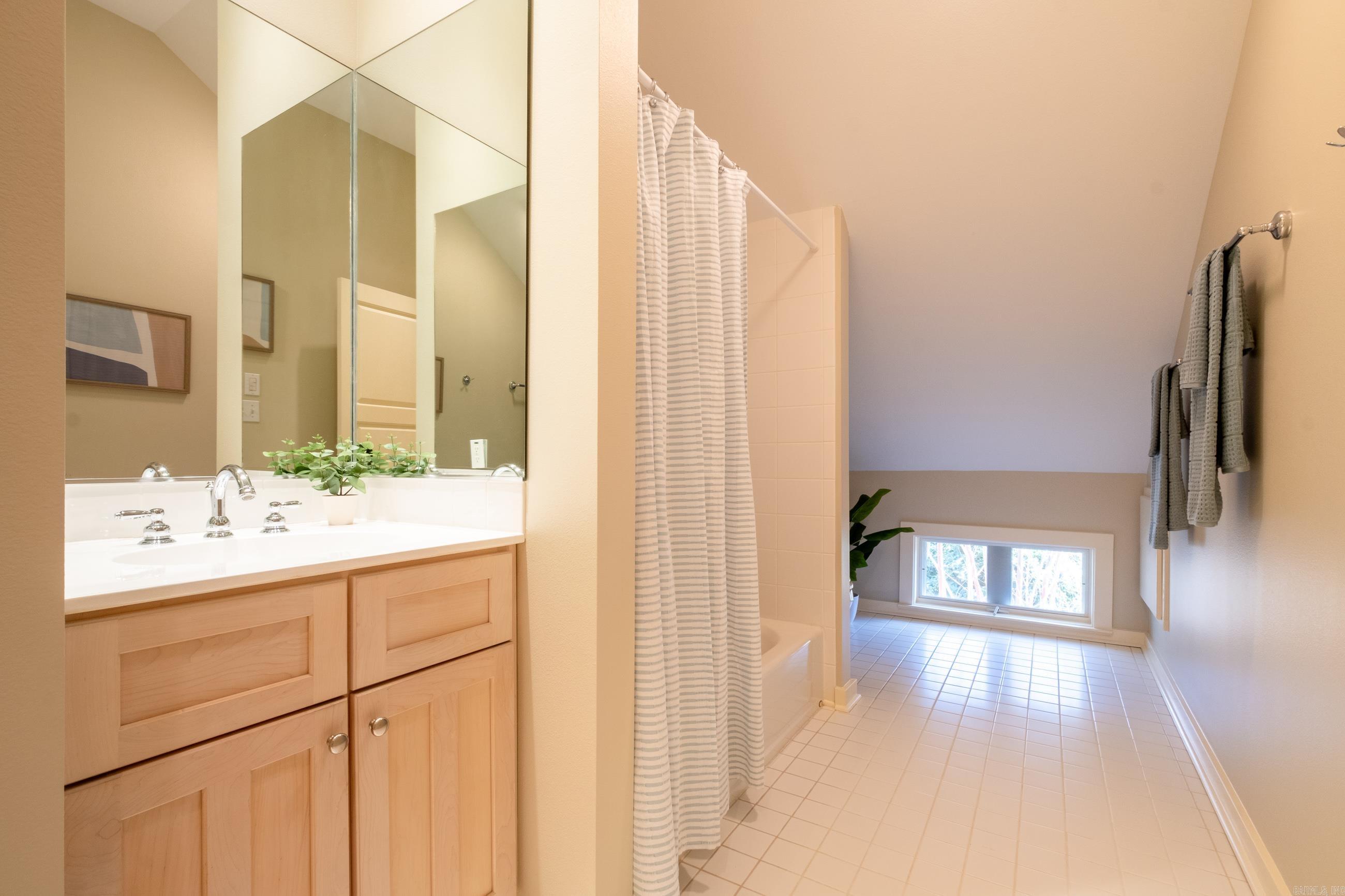 10 Saint Johns Place