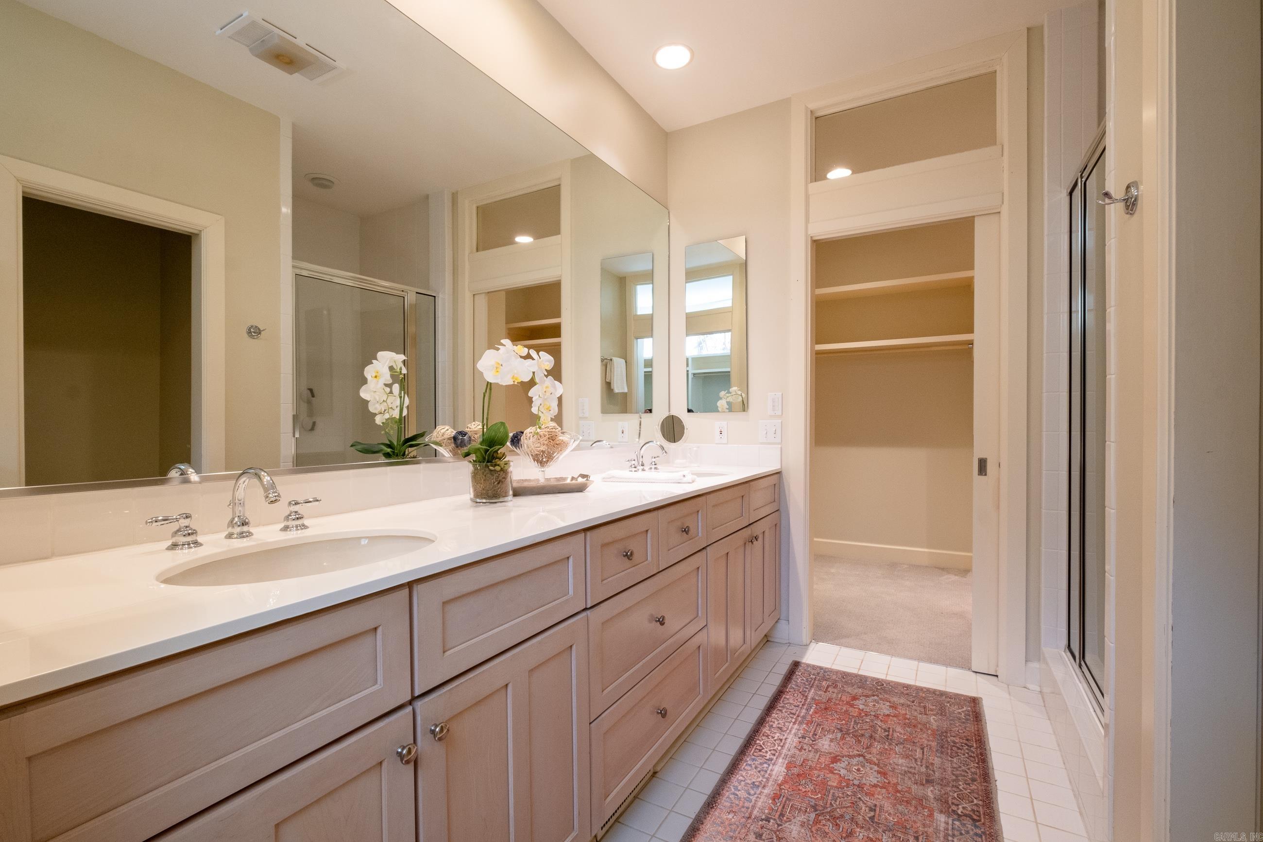 10 Saint Johns Place