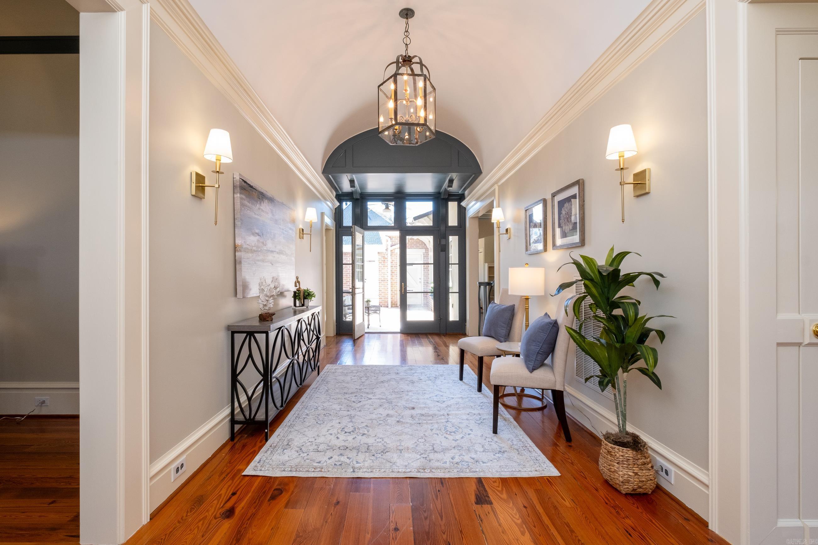 10 Saint Johns Place