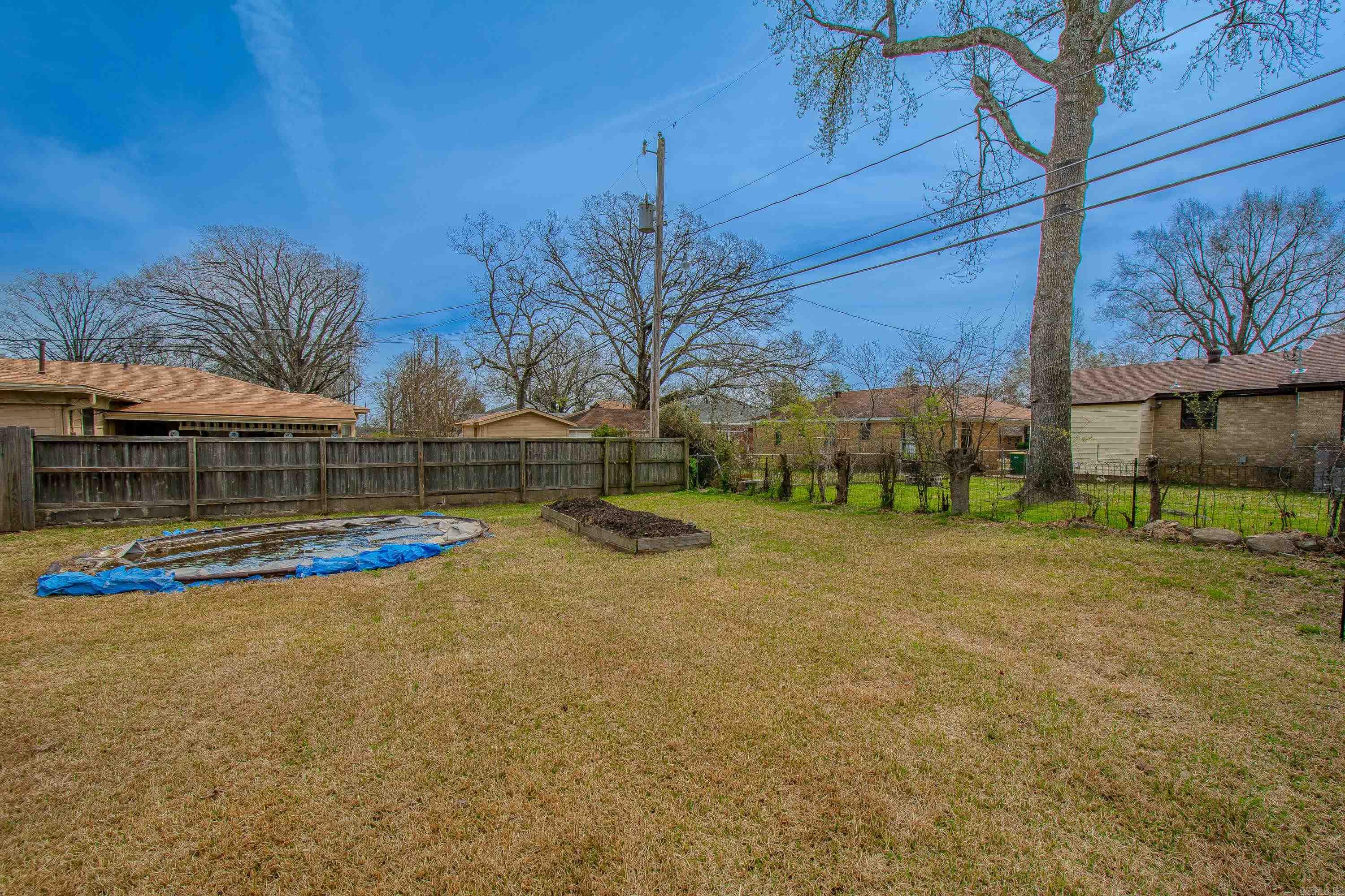 318 W K Avenue