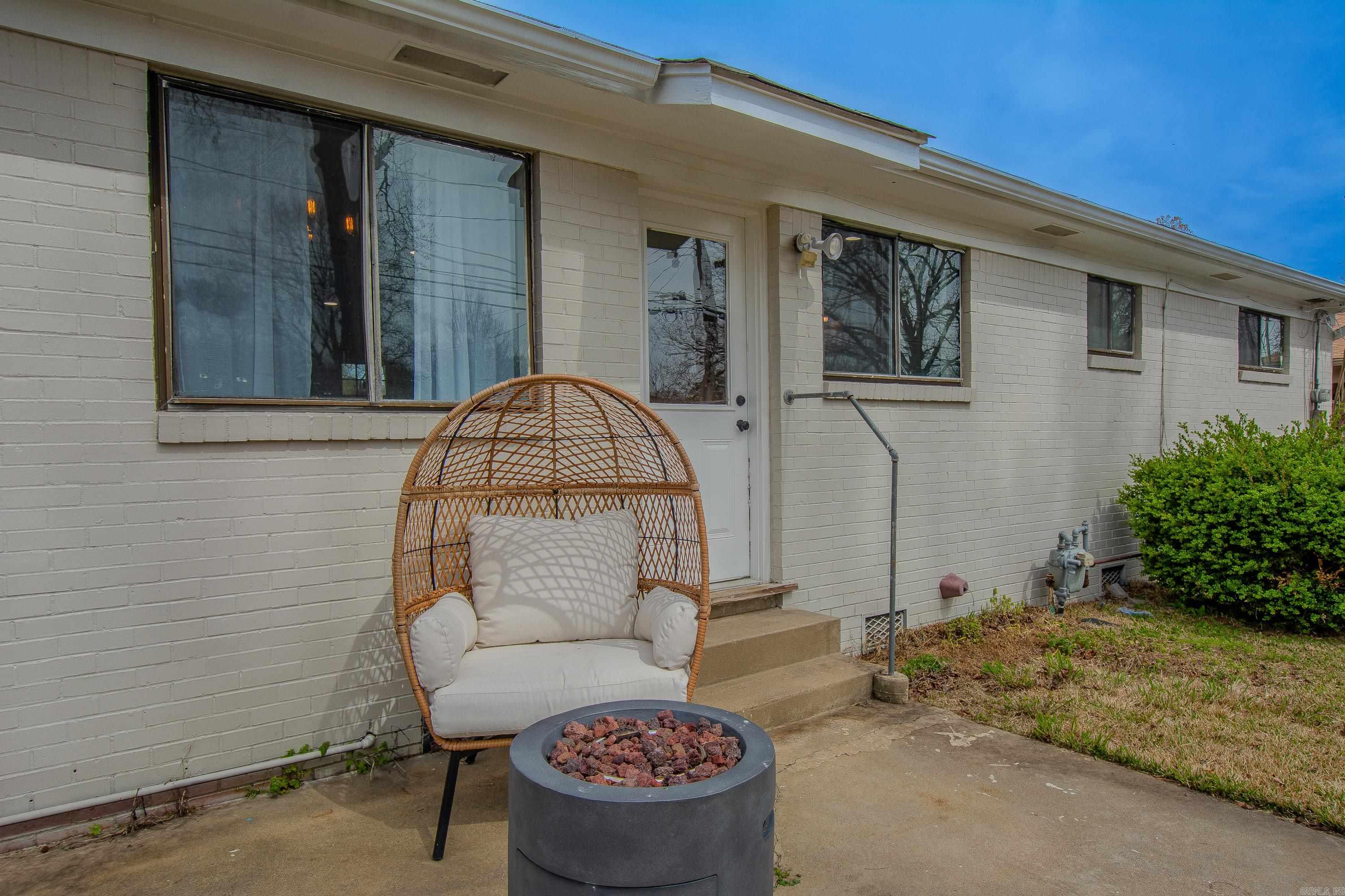 318 W K Avenue