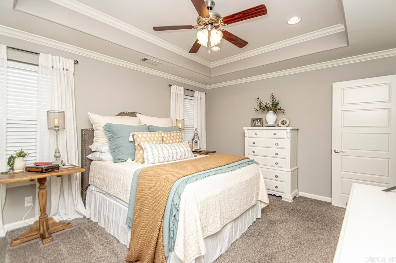 4000 Springwood Circle
