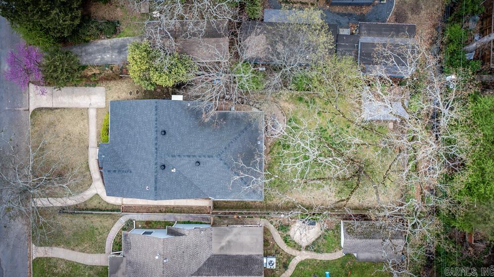 1009 N Taylor Street