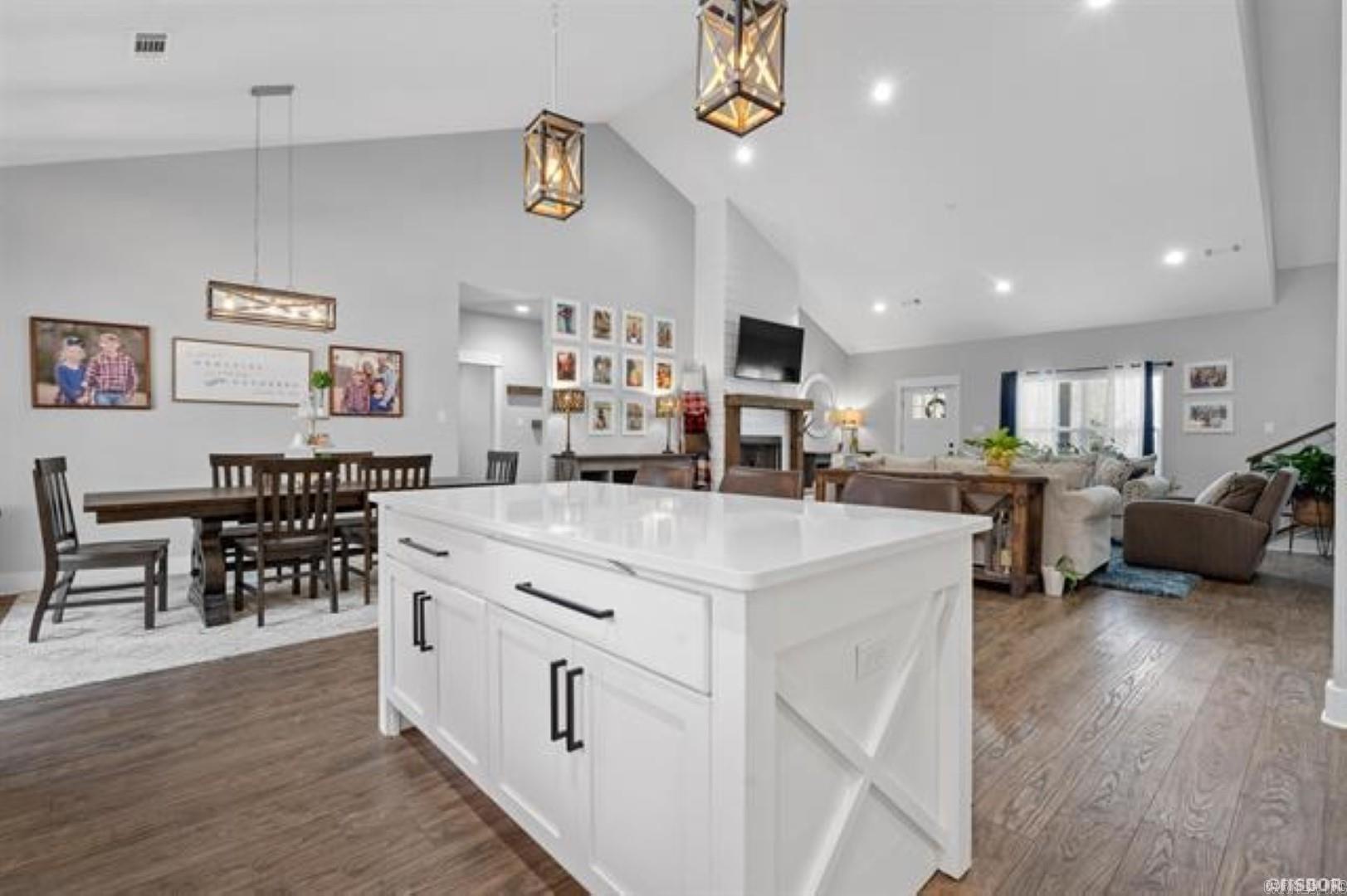 250 Windsong Bay Drive