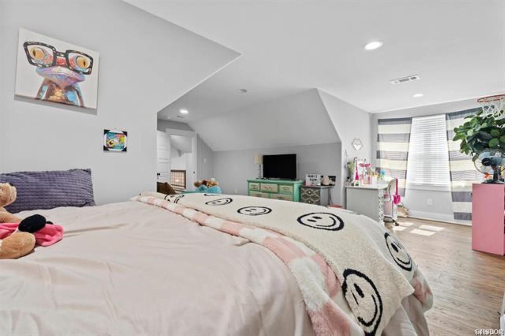 250 Windsong Bay Drive