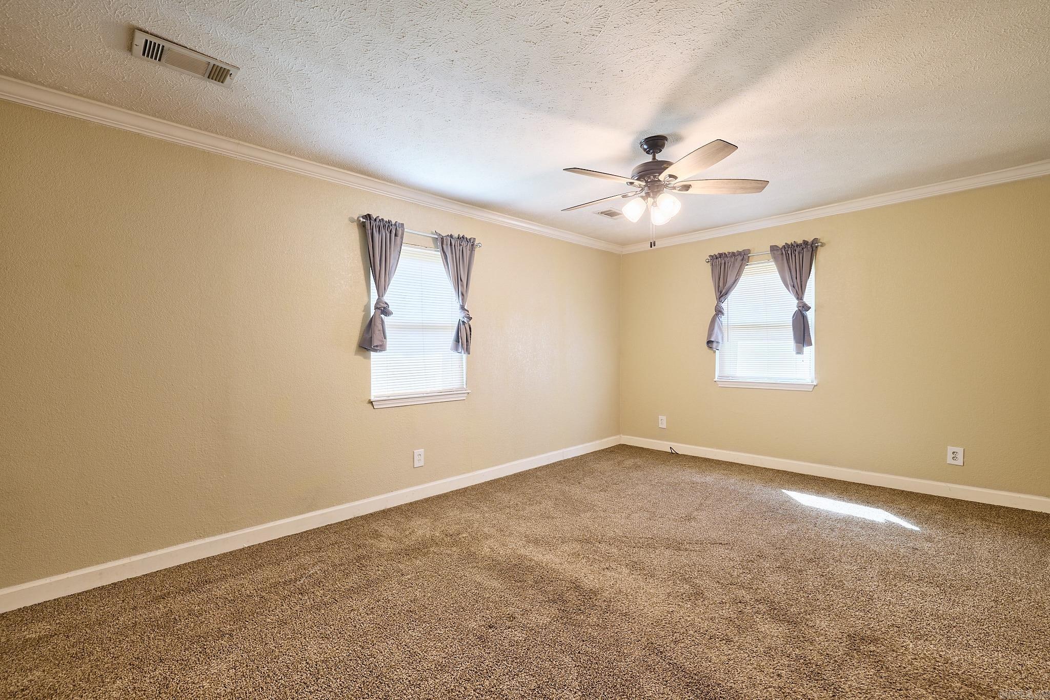 2413 Kruse Loop
