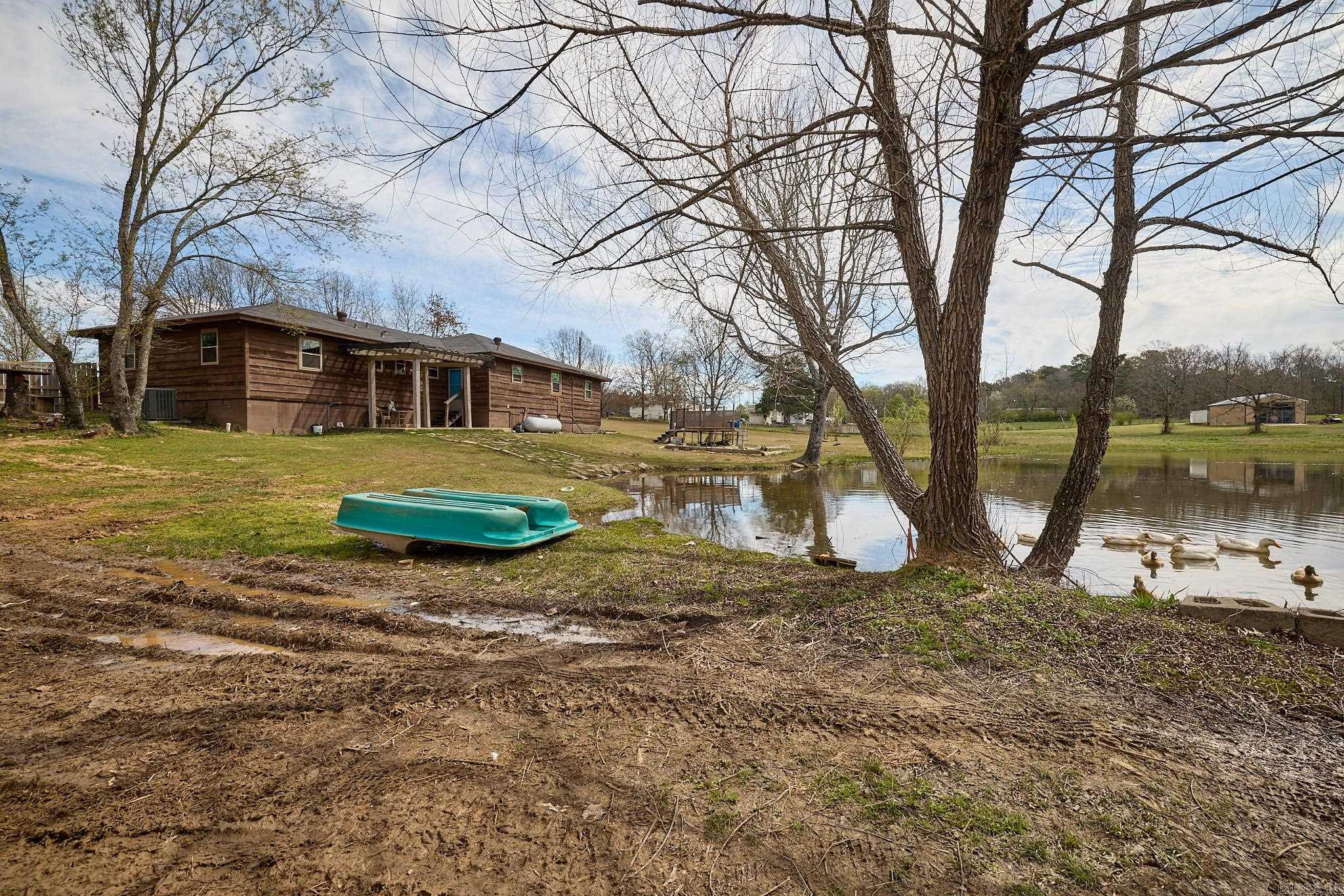 2413 Kruse Loop