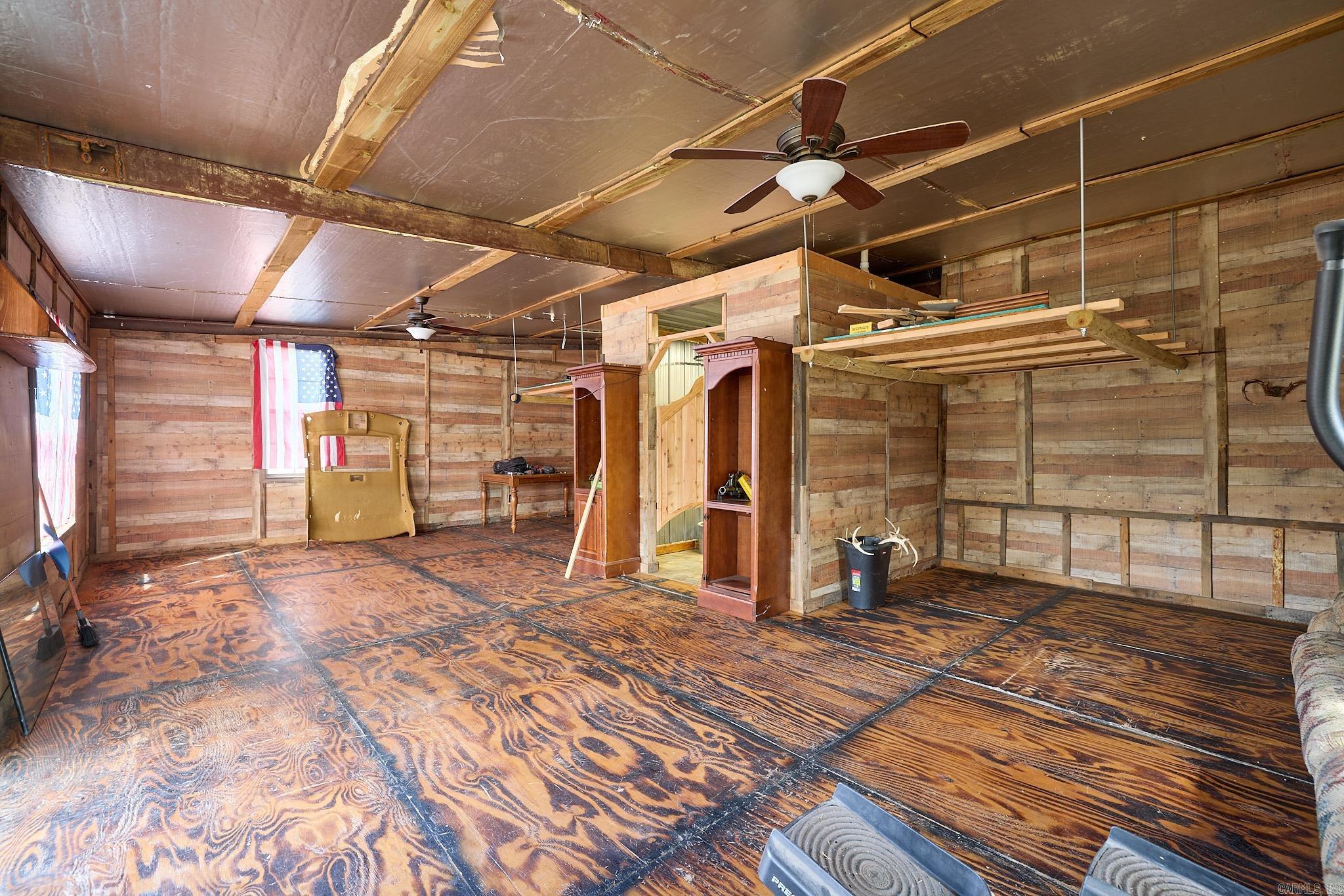 2413 Kruse Loop