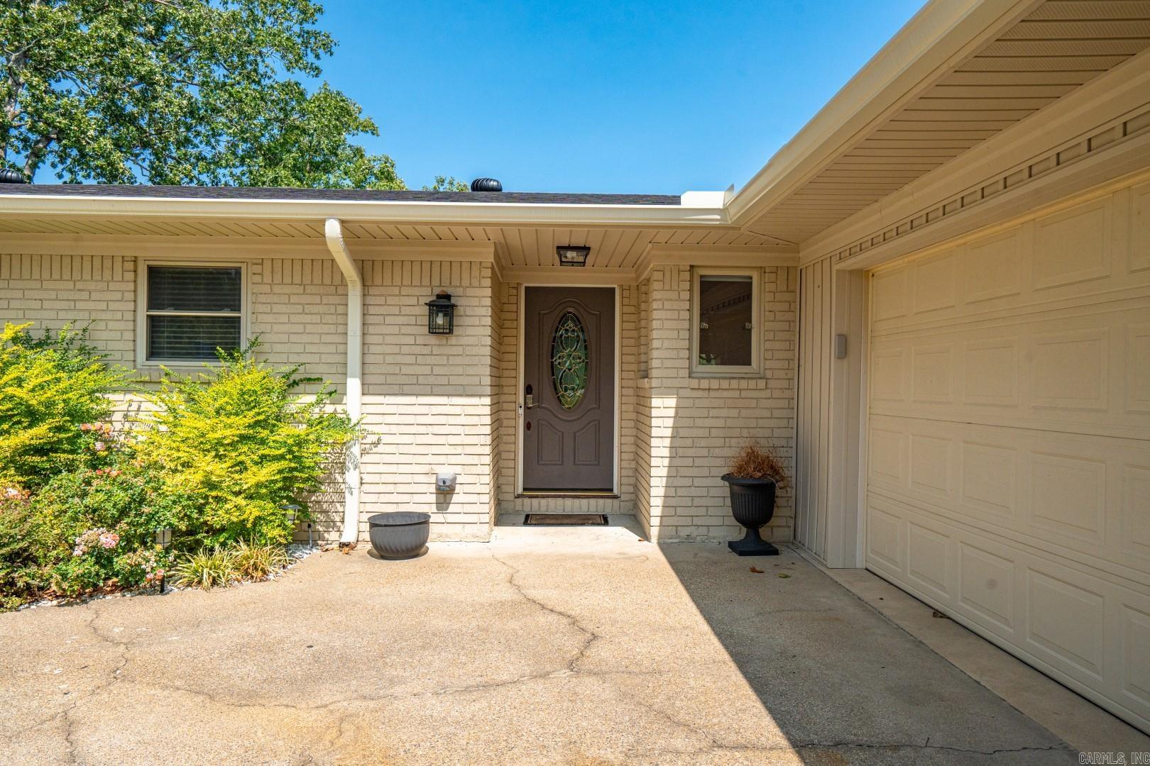 401 Phadral Point