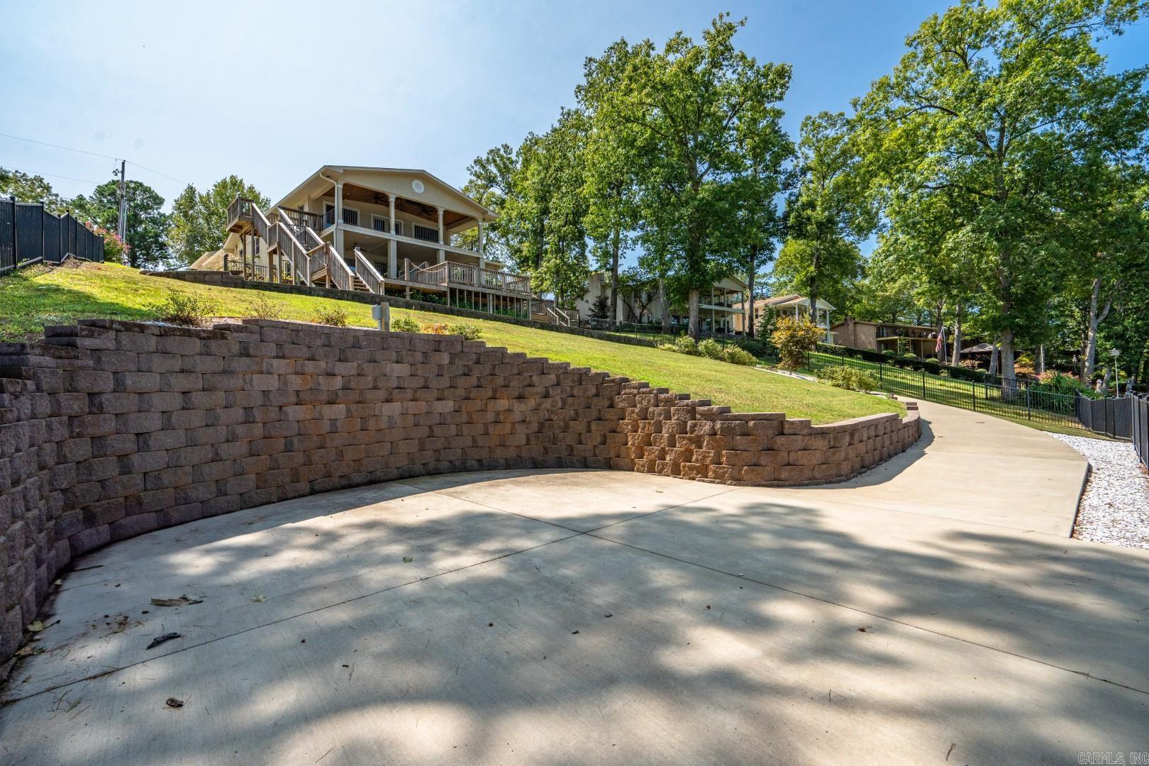 401 Phadral Point