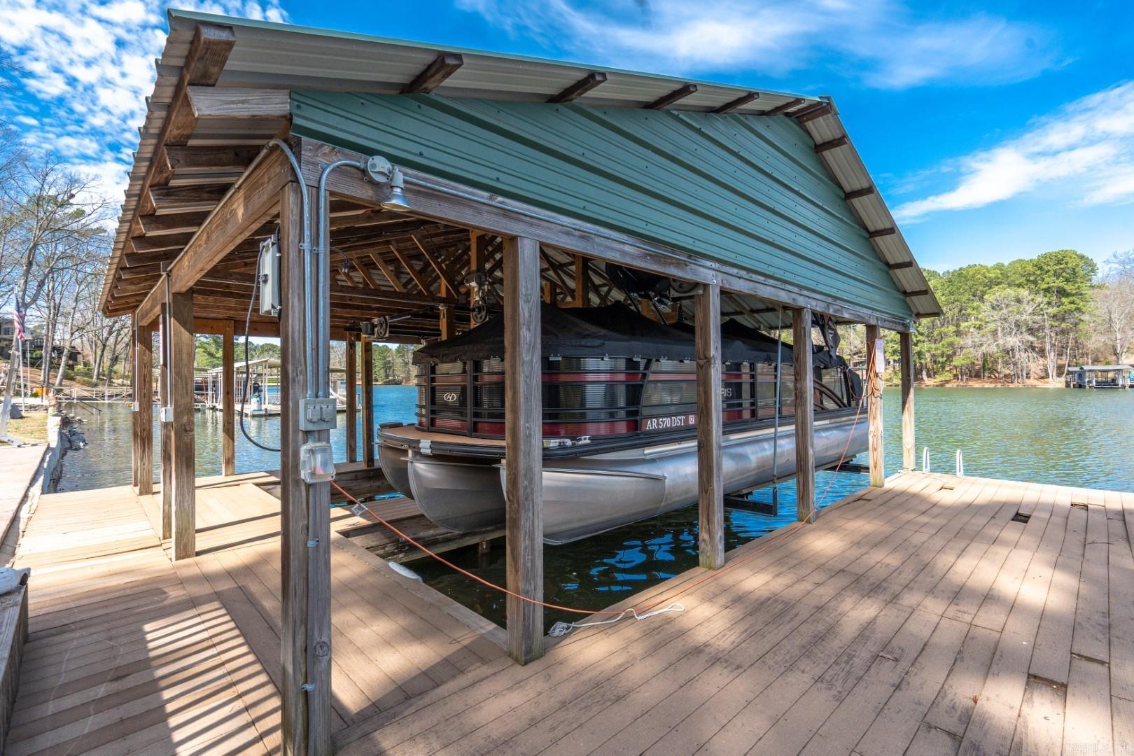 401 Phadral Point