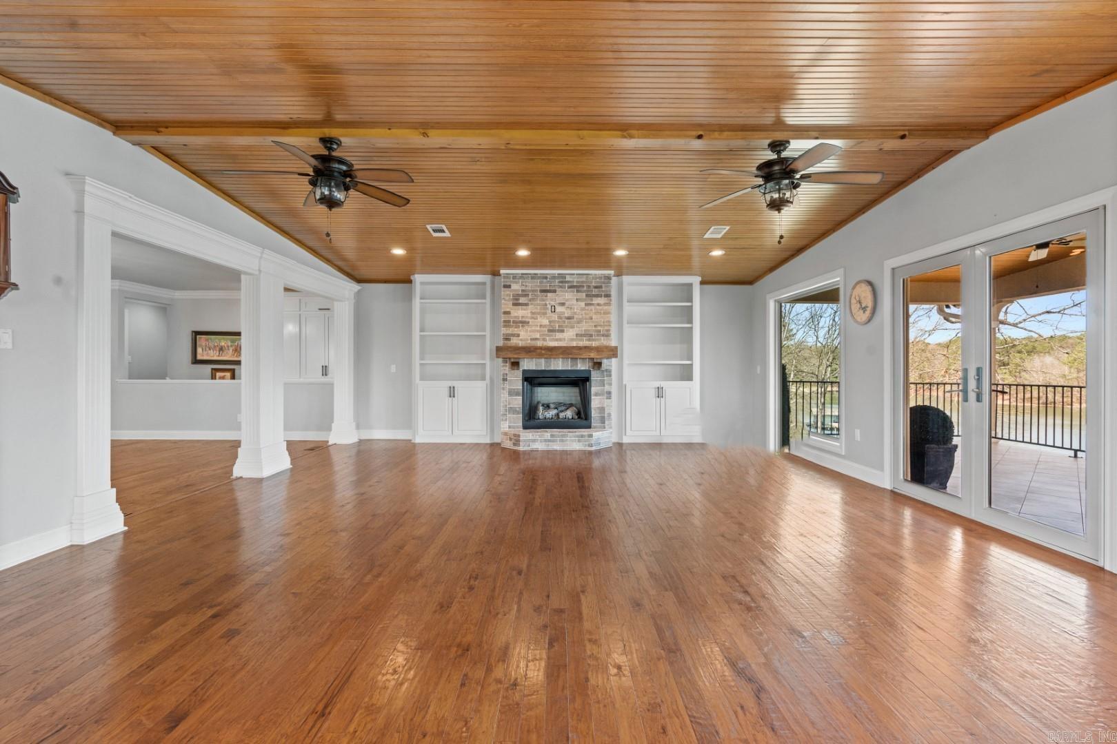 401 Phadral Point