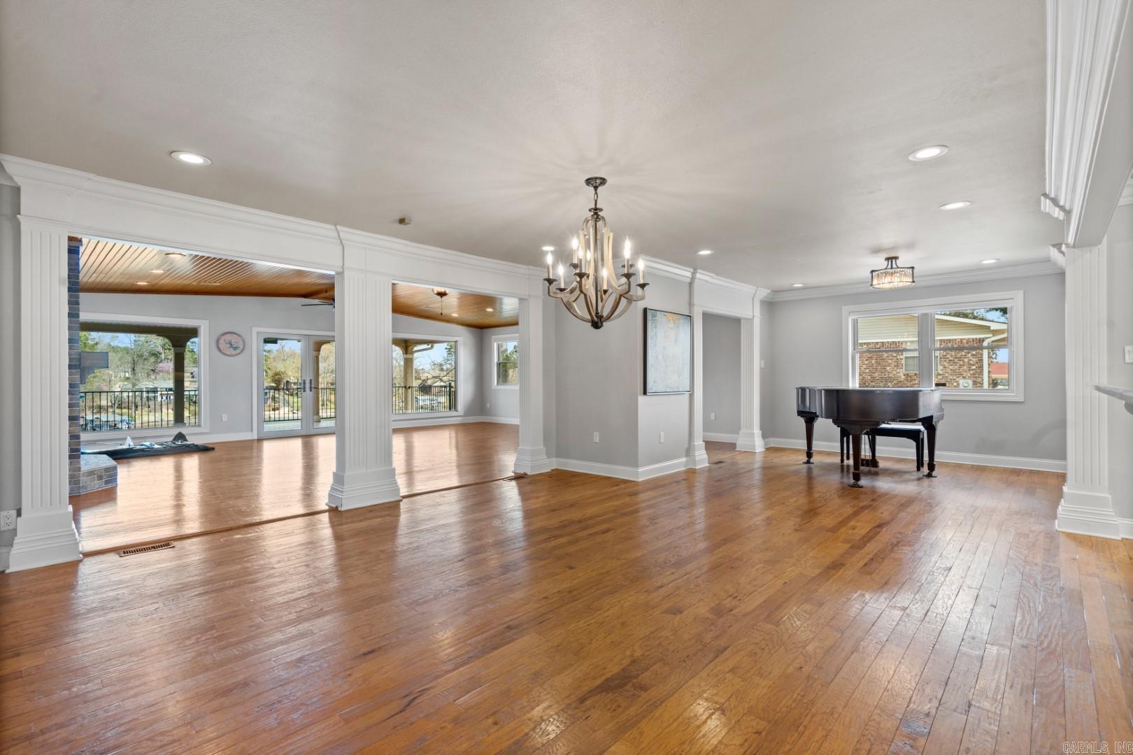 401 Phadral Point