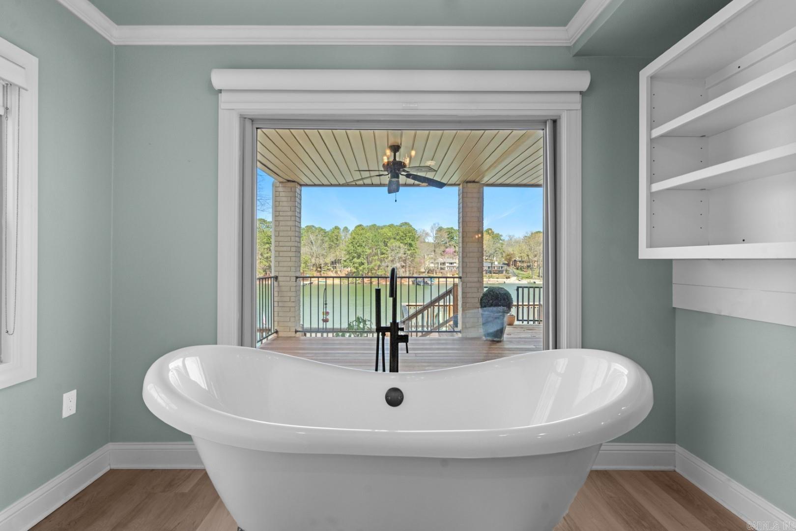 401 Phadral Point