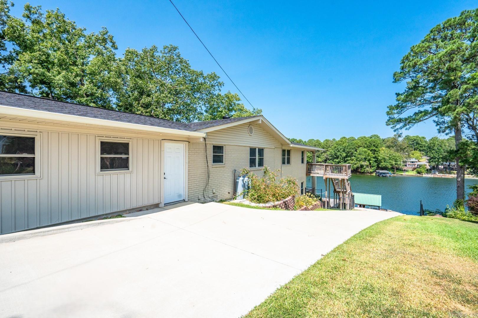 401 Phadral Point