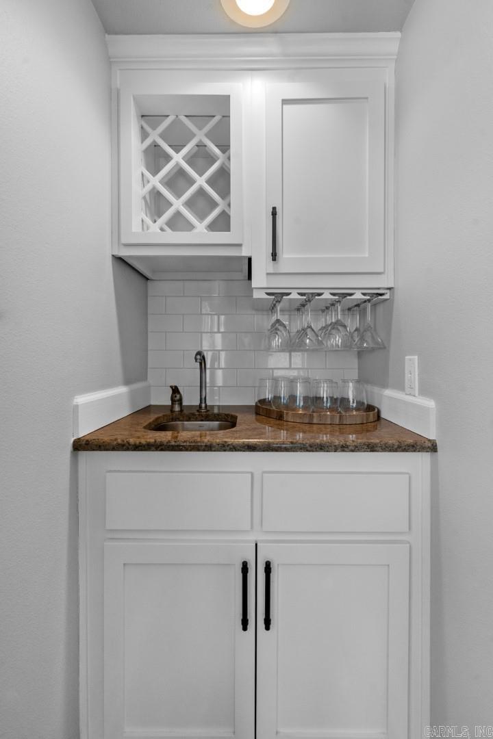 401 Phadral Point