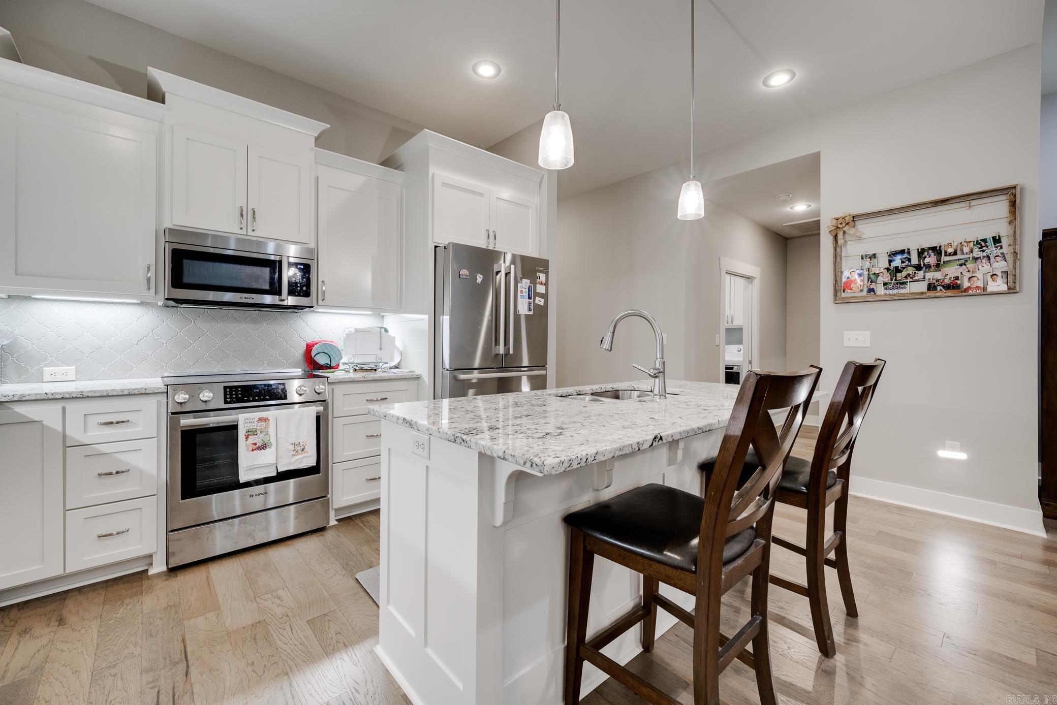 965 Woodland Cove Drive