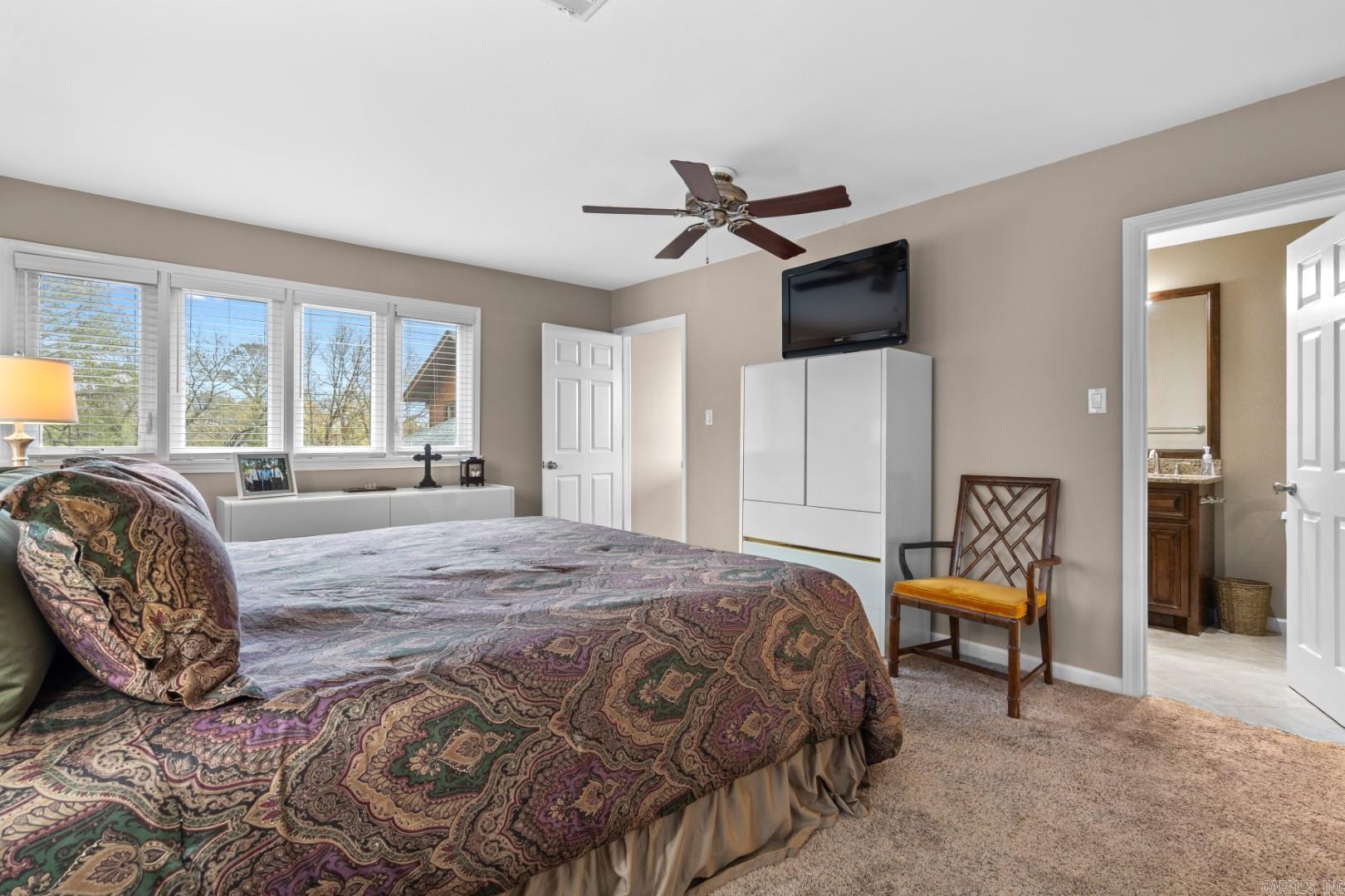 142 Lake Hamilton Dr Unit: 303