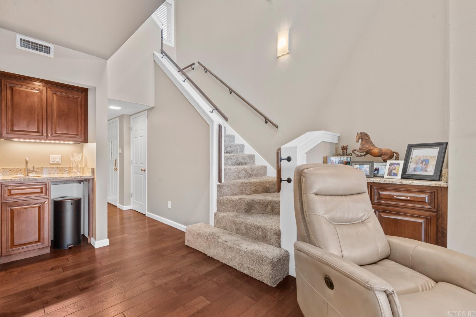 142 Lake Hamilton Dr Unit: 303