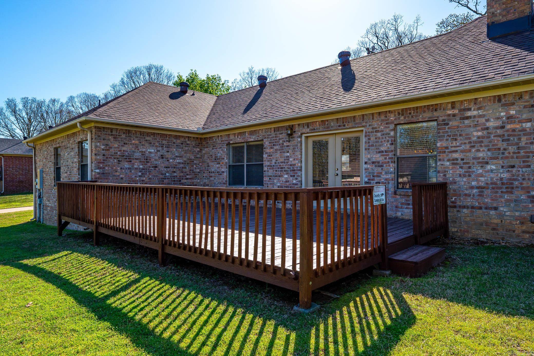 120 Strawberry Drive
