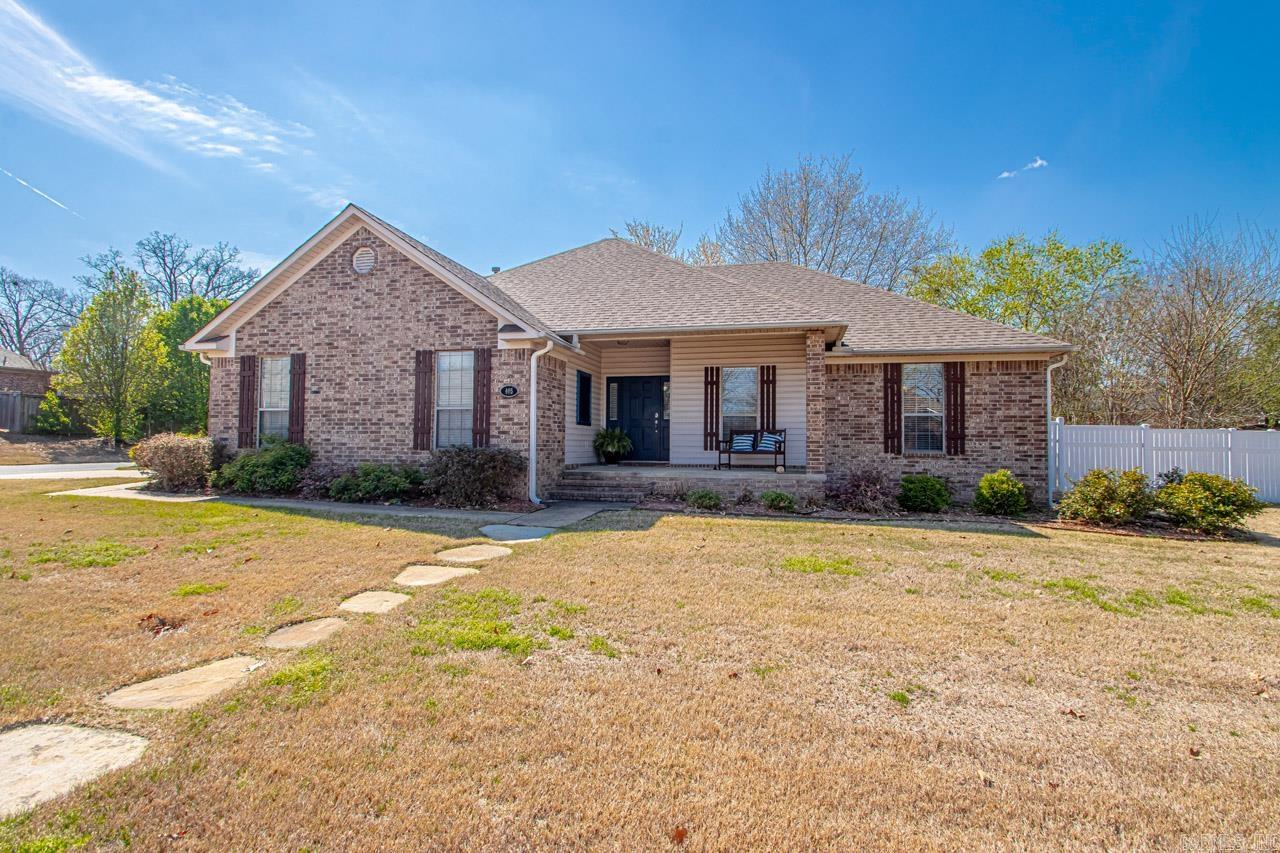 405 Wedgewood Point