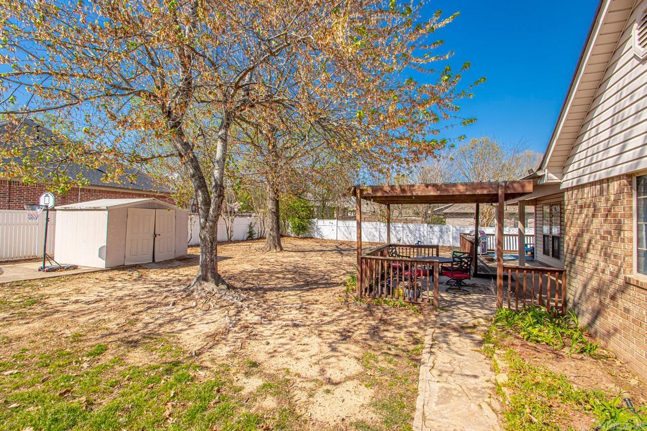 405 Wedgewood Point