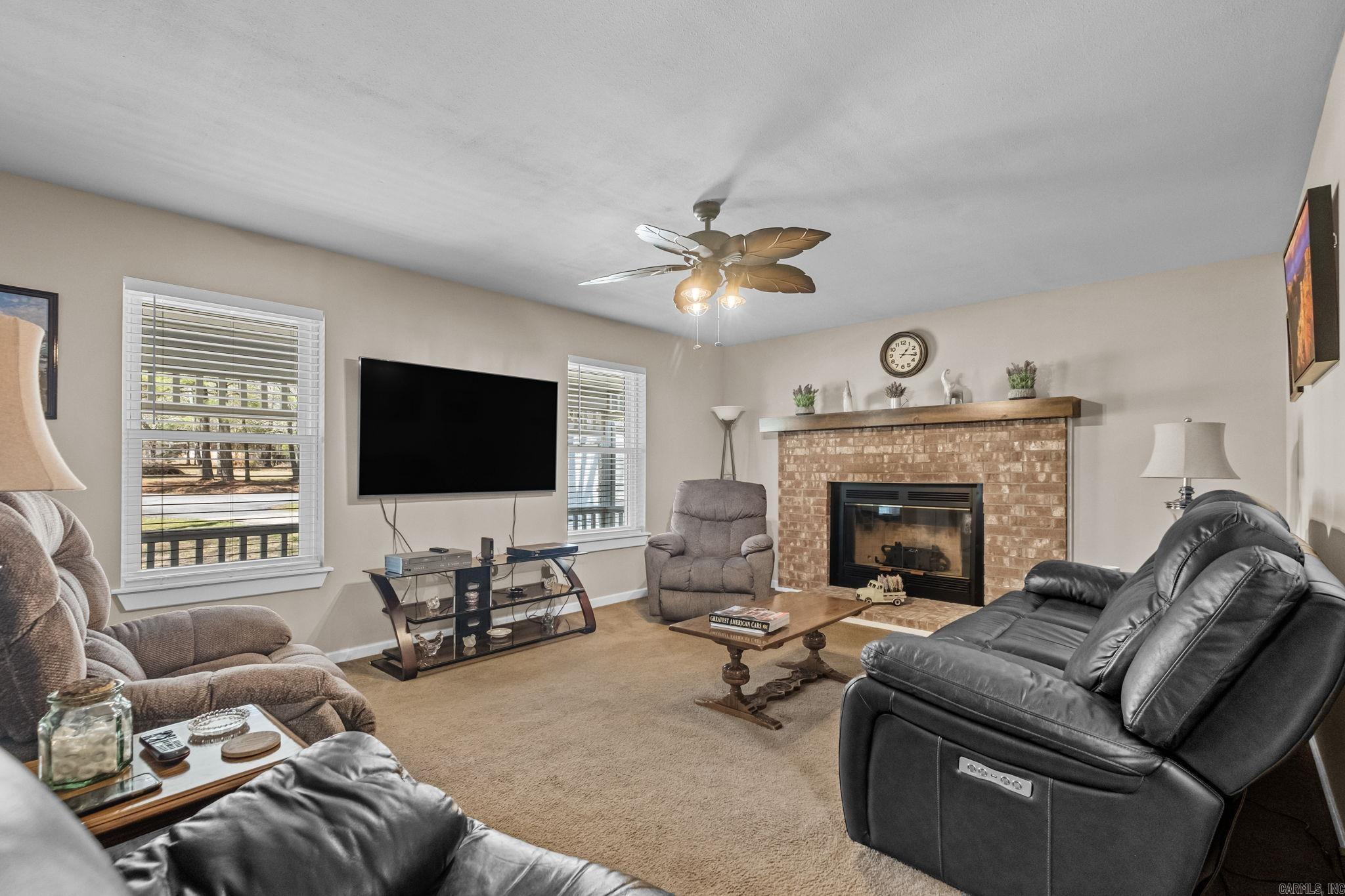 556 Kingwood Circle