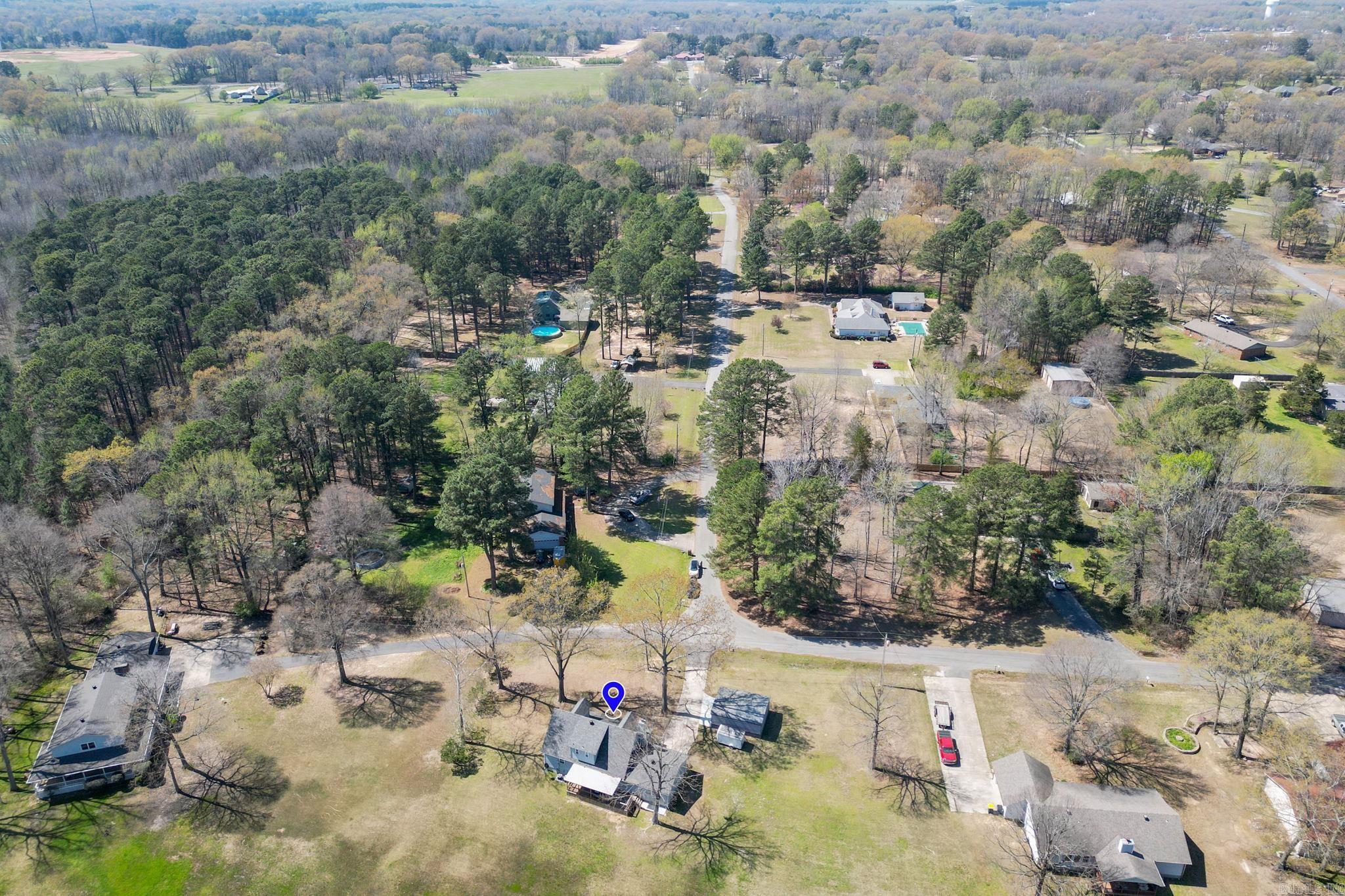 556 Kingwood Circle