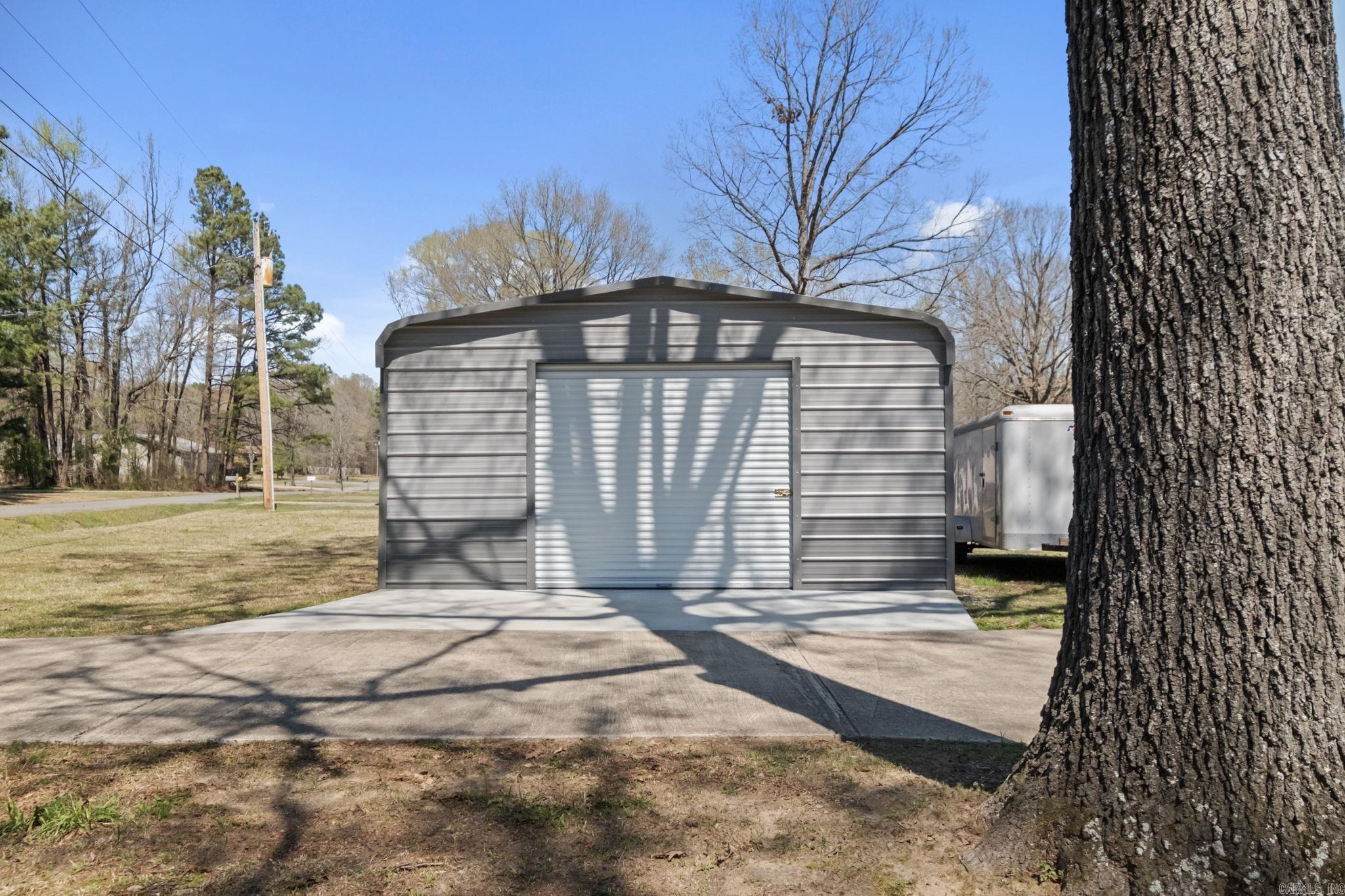 556 Kingwood Circle