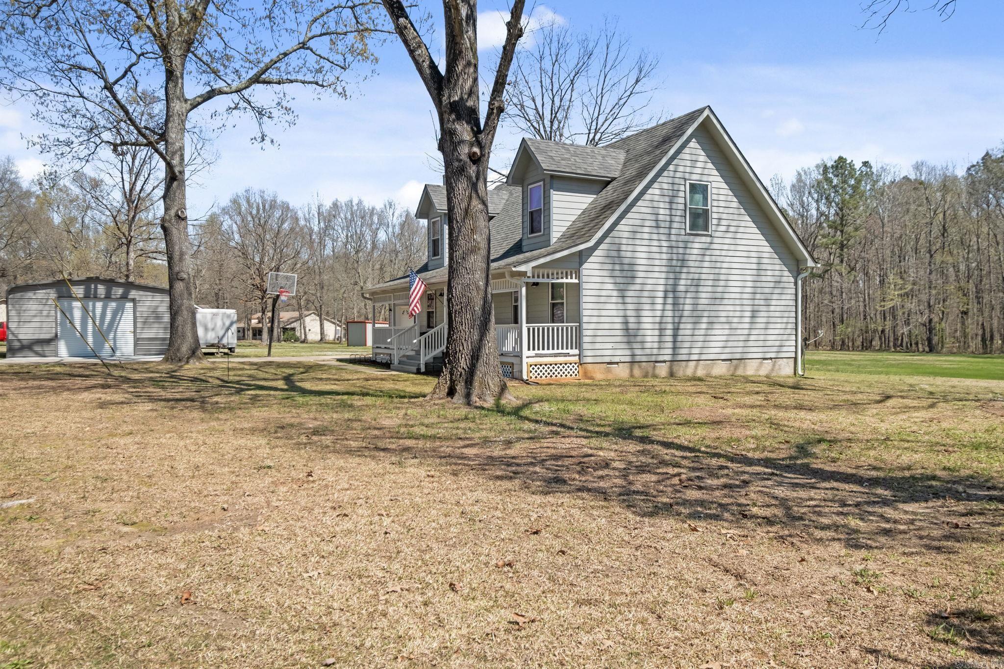 556 Kingwood Circle