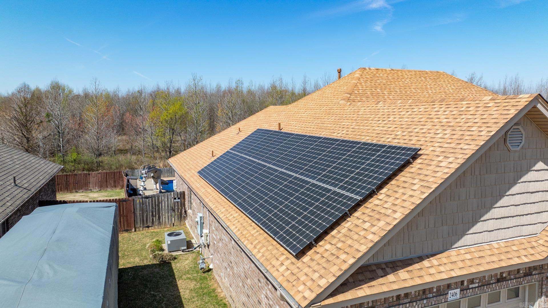 2406 Lakewood Circle