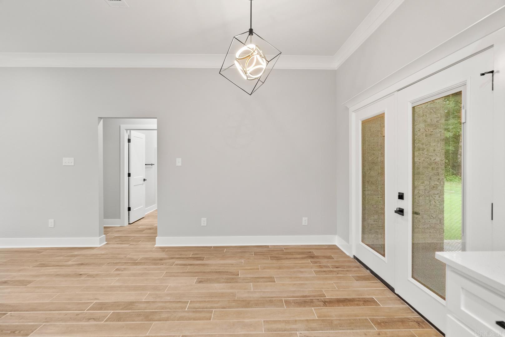 211 Heather Loop
