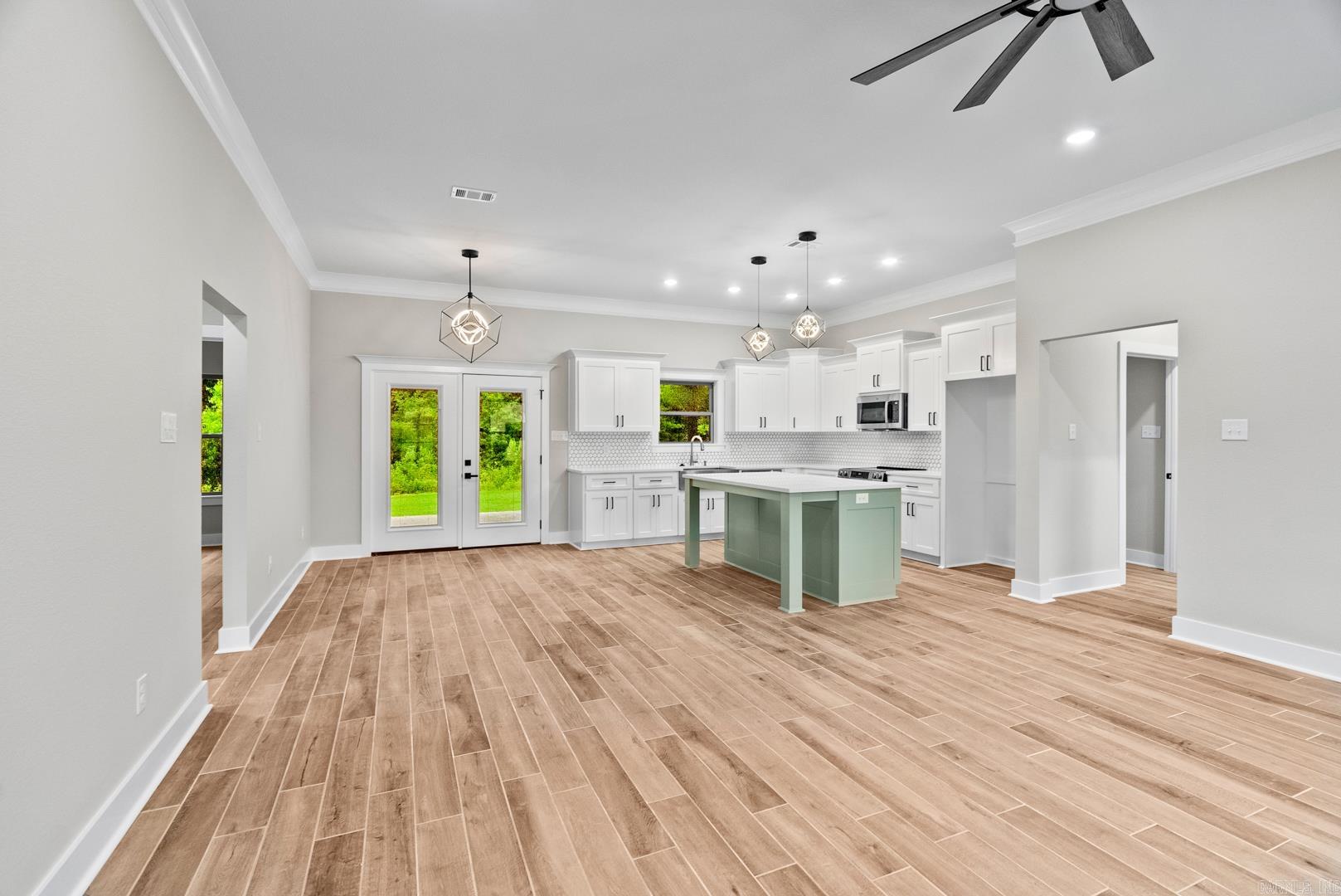 211 Heather Loop