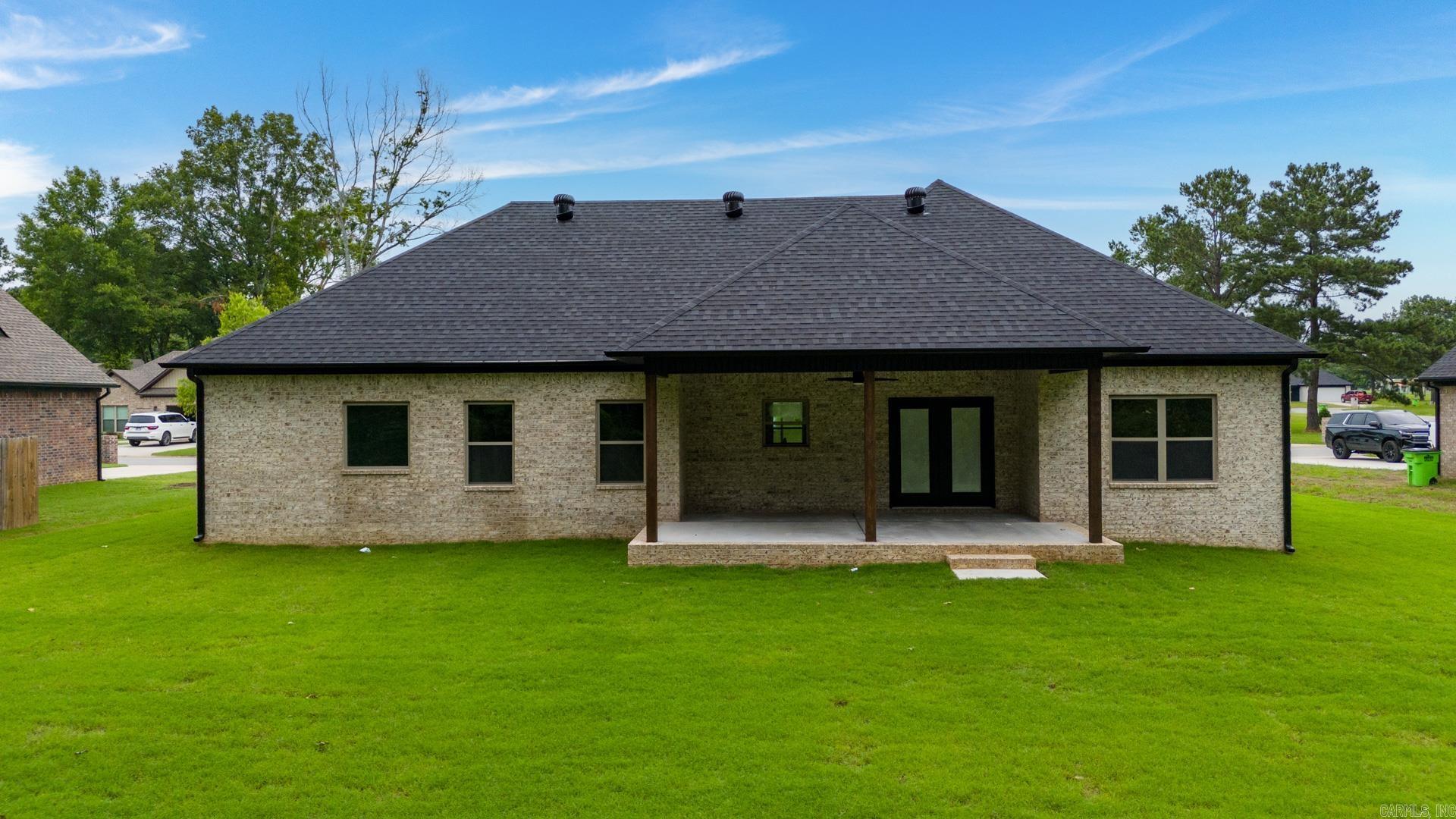 211 Heather Loop