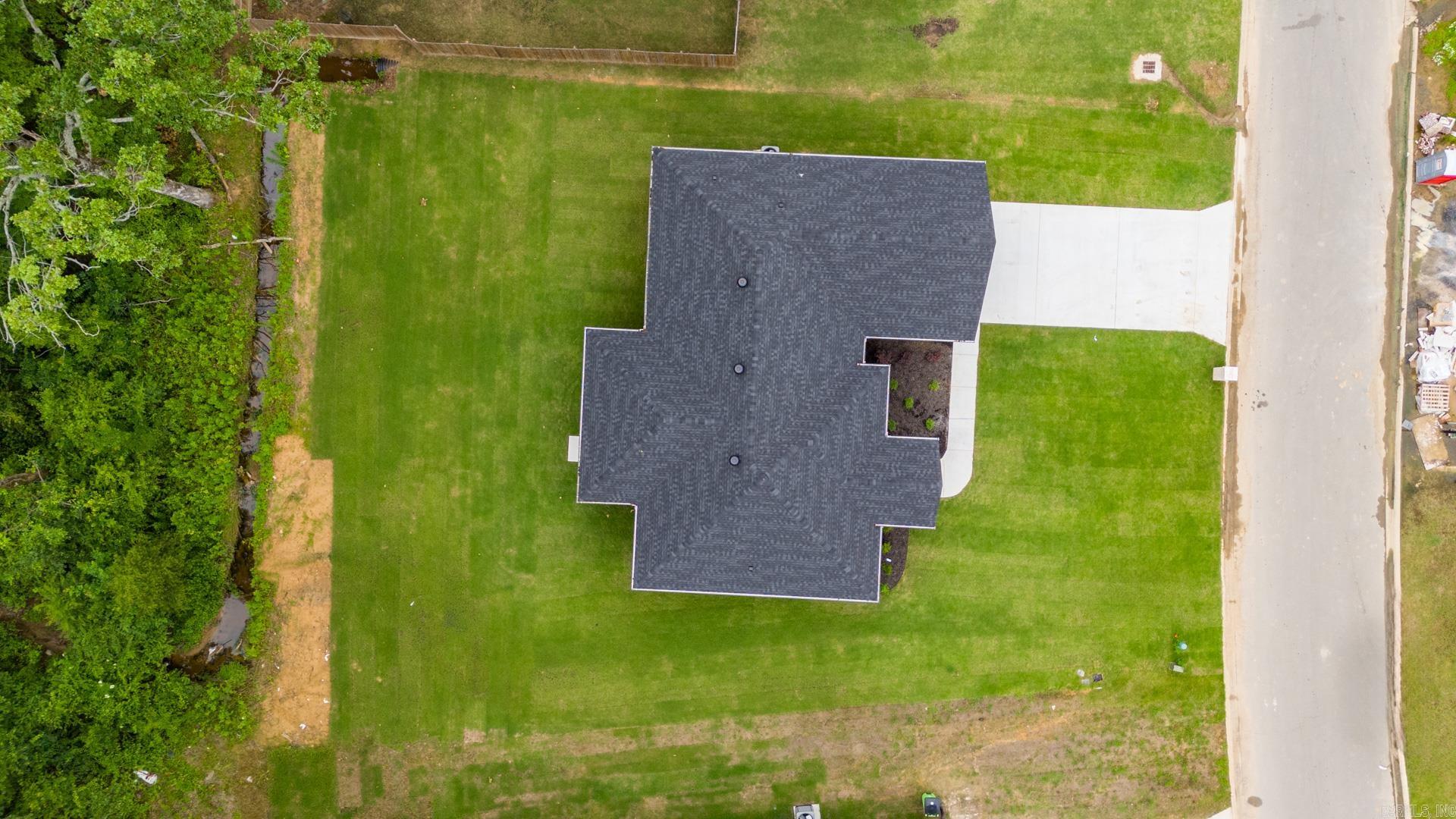 211 Heather Loop