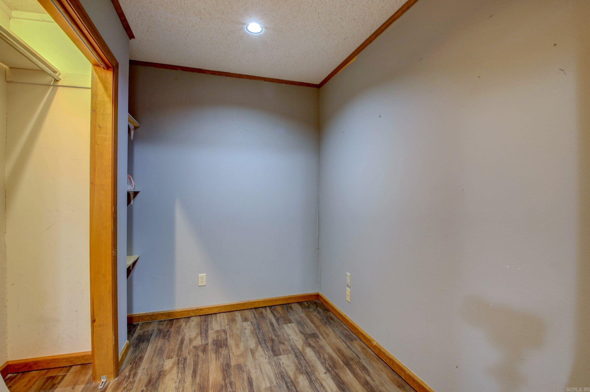 12719 Grassy Drive