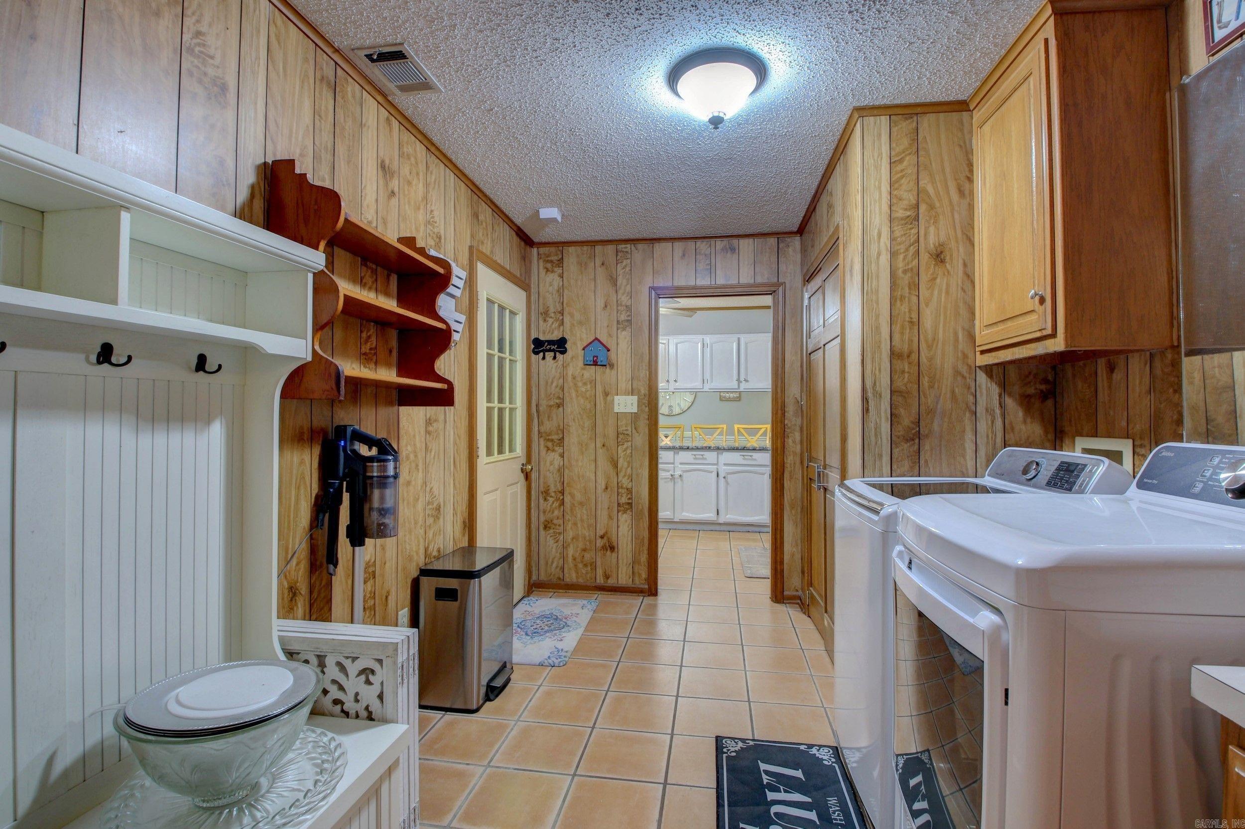 12719 Grassy Drive